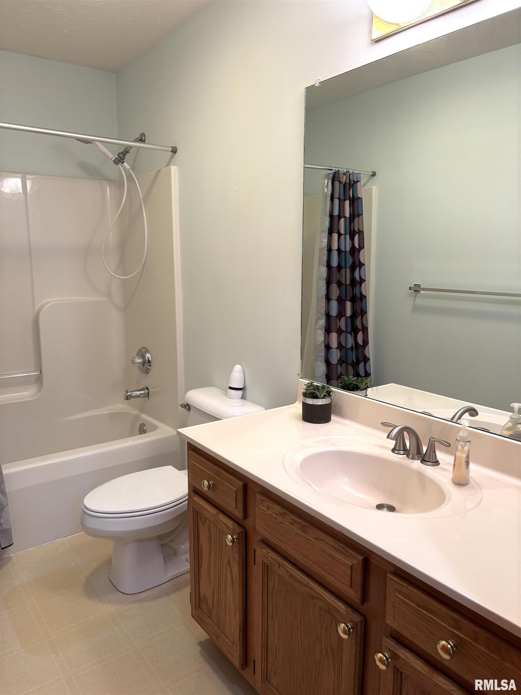 1245 Oakbrook Avenue, Chatham, Illinois image 46