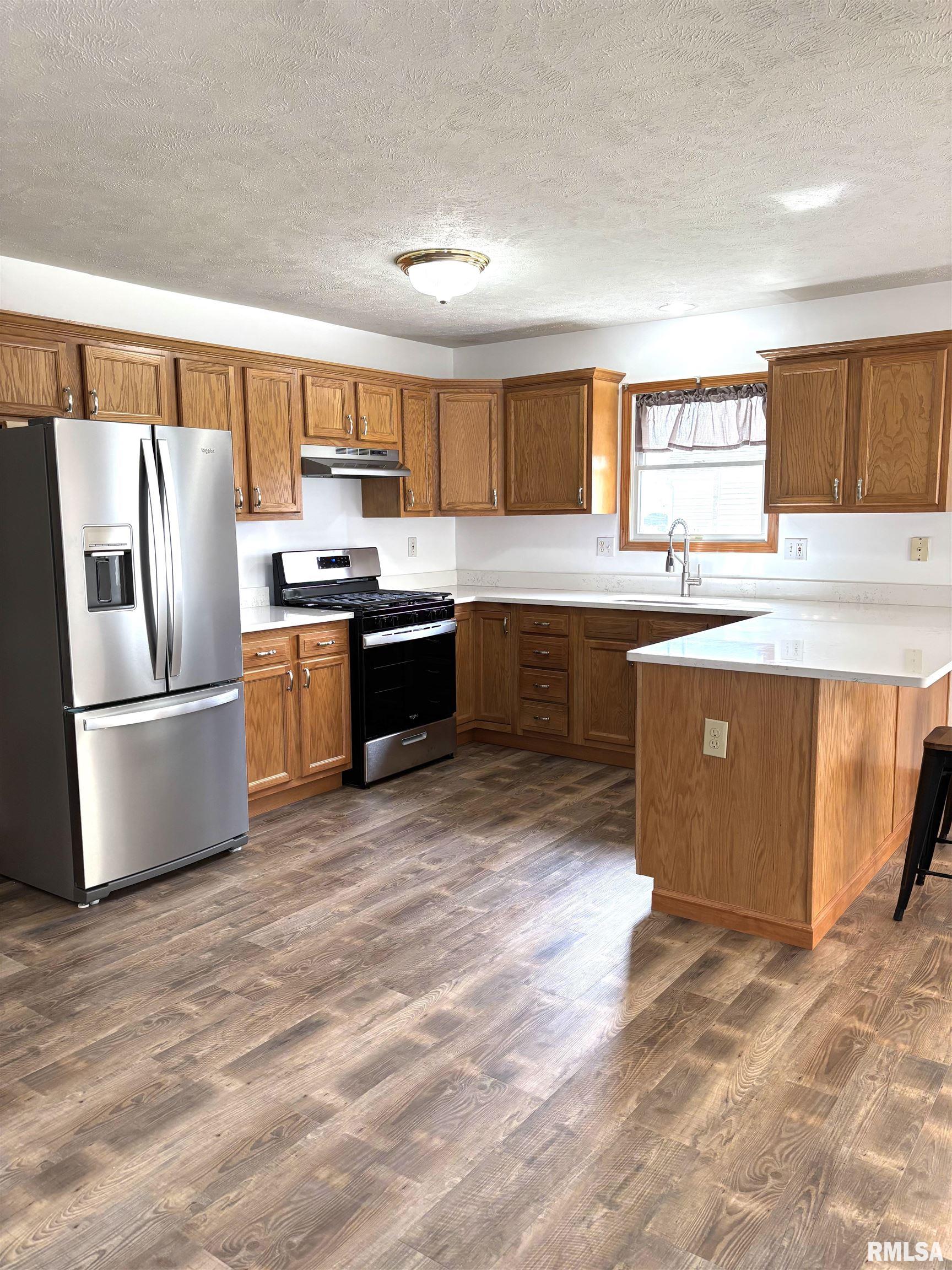 1245 Oakbrook Avenue, Chatham, Illinois image 8