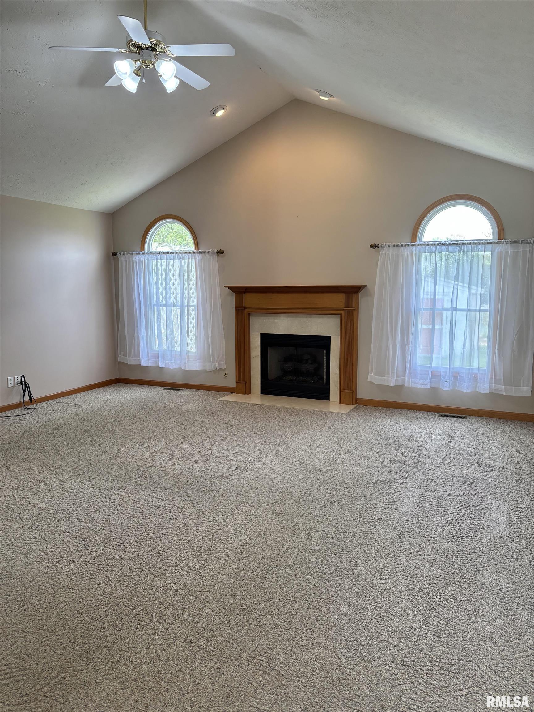 1245 Oakbrook Avenue, Chatham, Illinois image 3