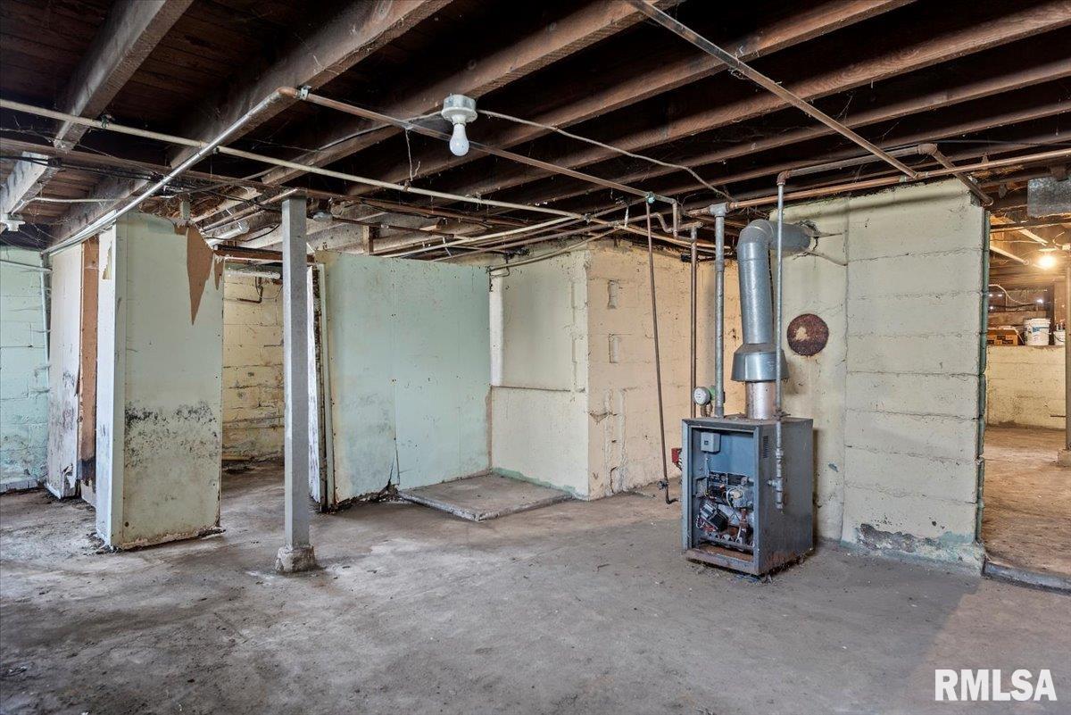 204 N Emmett Street, Virden, Illinois image 31