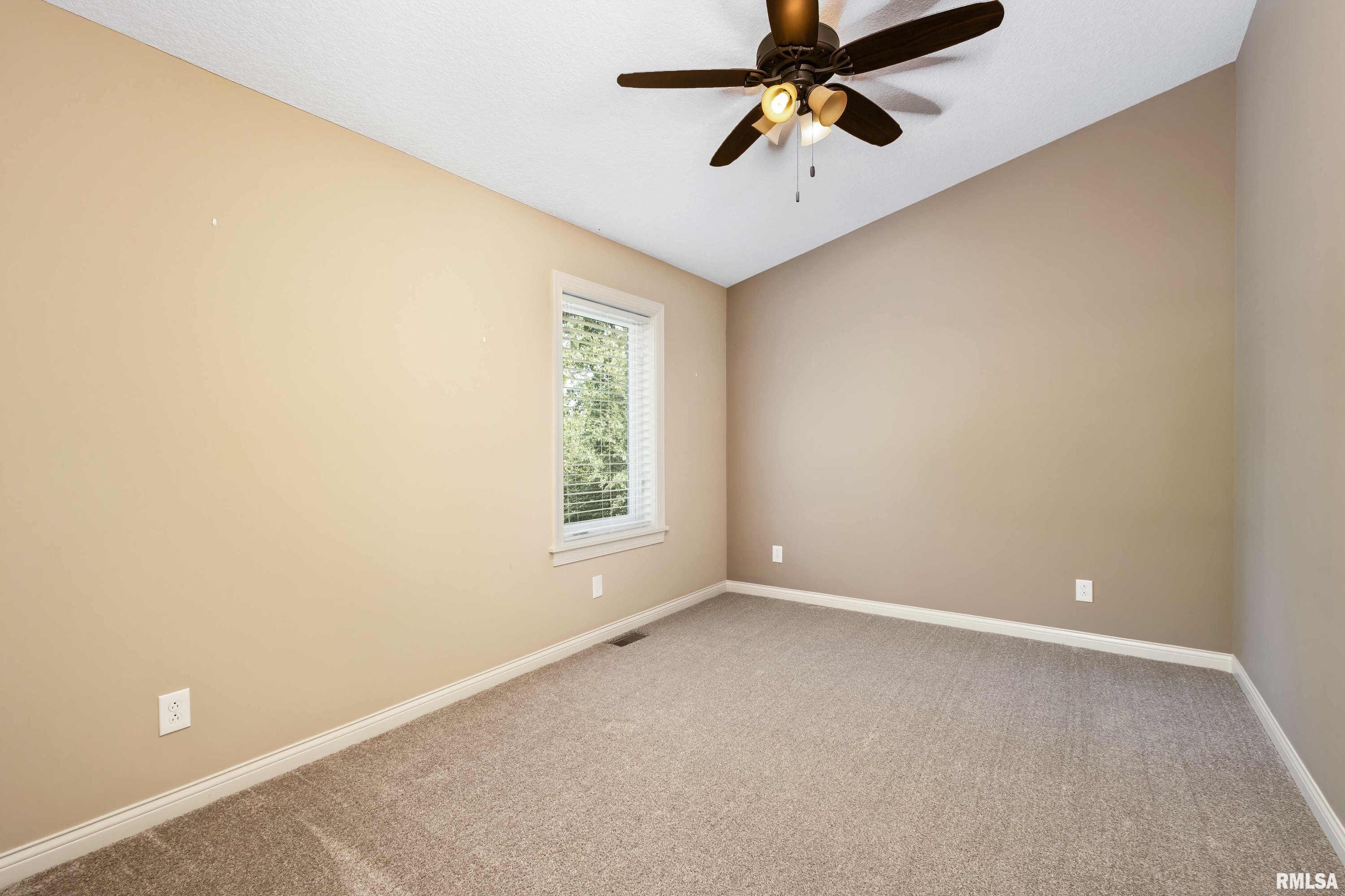 24711 178th Street, Pleasant Valley, Iowa image 28