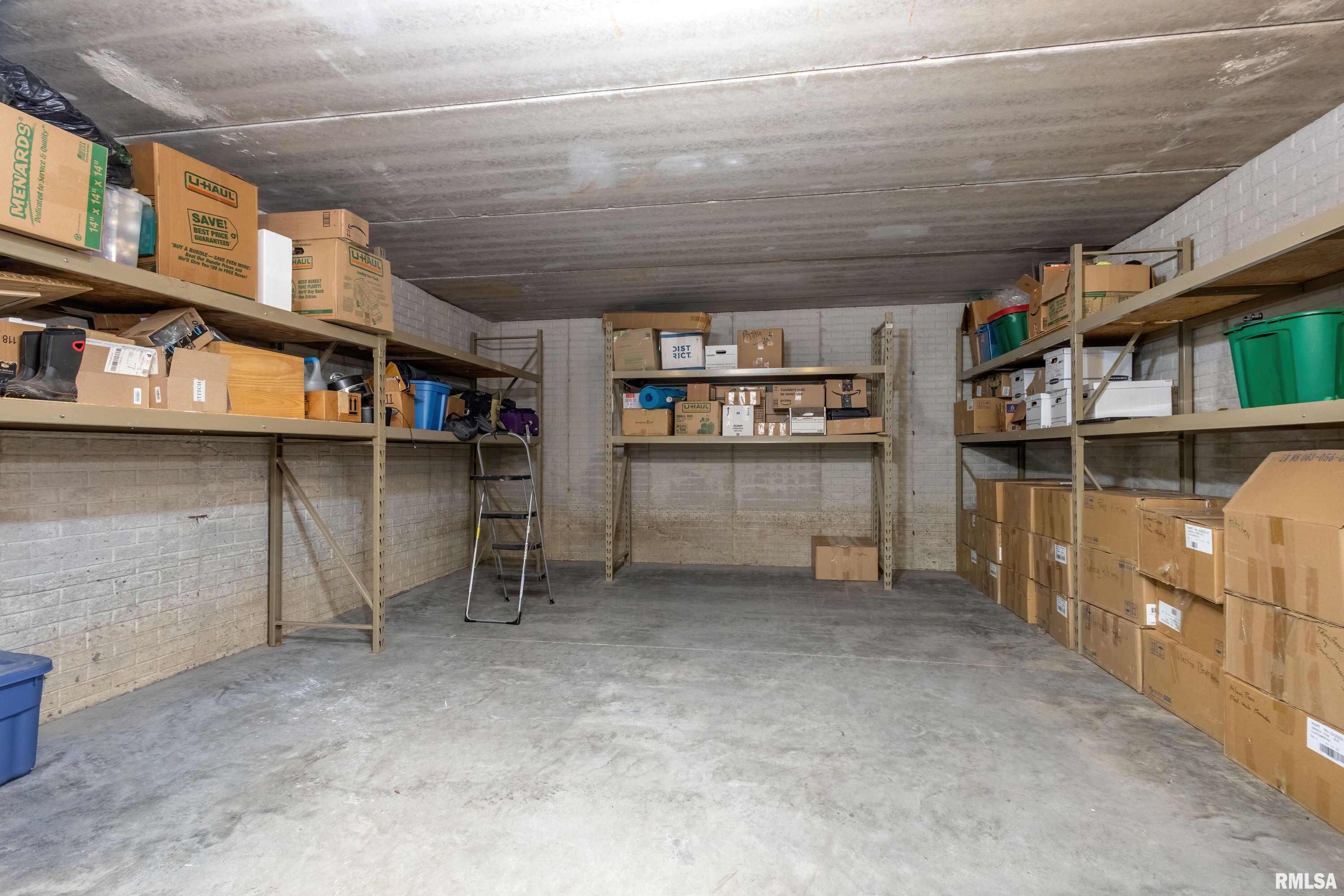 24711 178th Street, Pleasant Valley, Iowa image 35