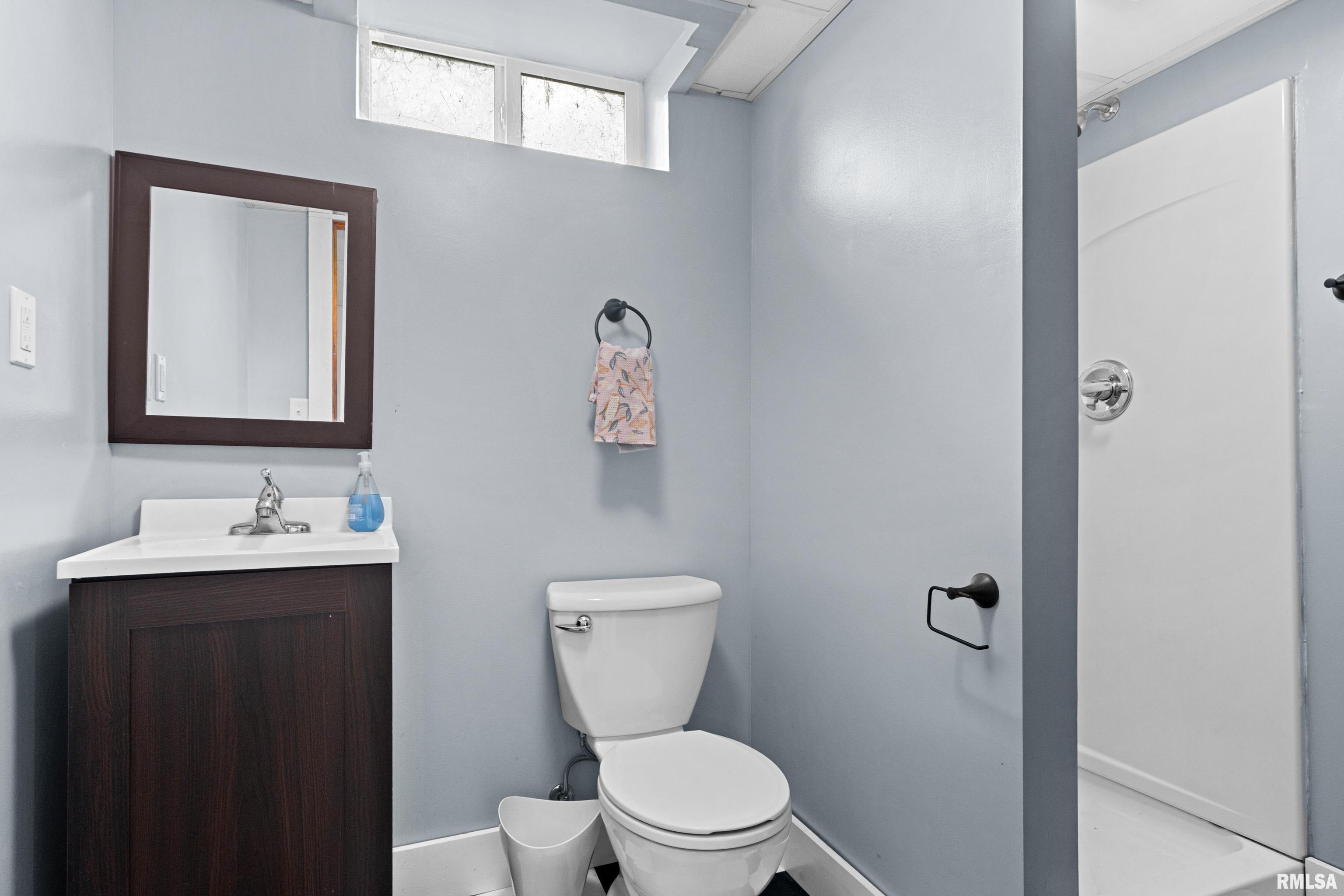 411 E Jefferson Street, Washington, Illinois image 34