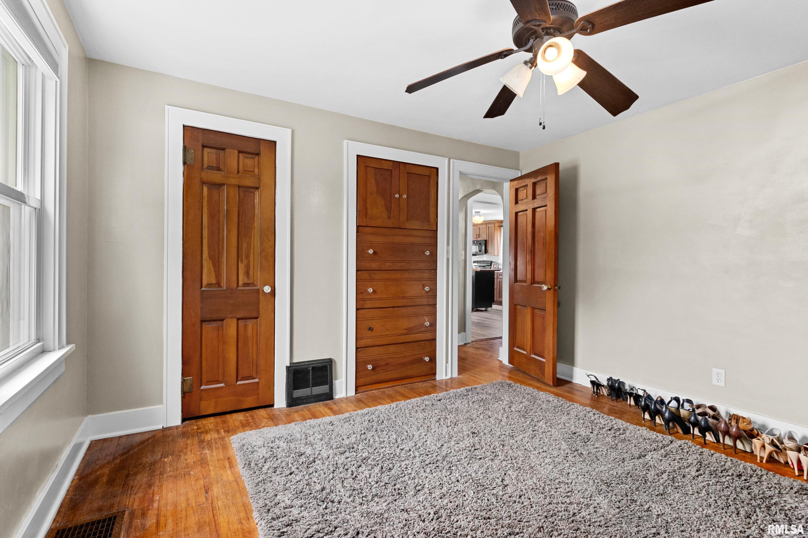 411 E Jefferson Street, Washington, Illinois image 25