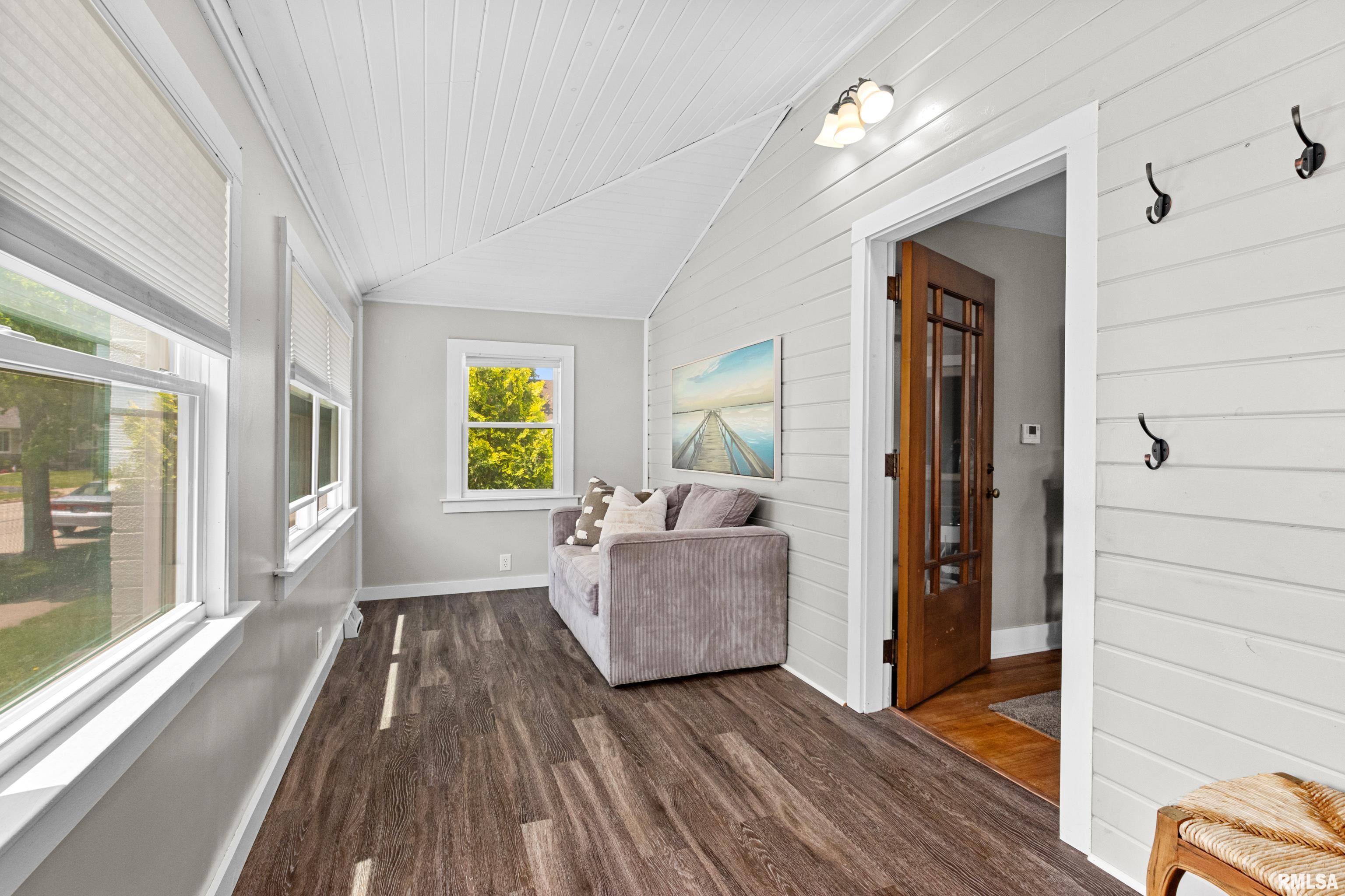 411 E Jefferson Street, Washington, Illinois image 4