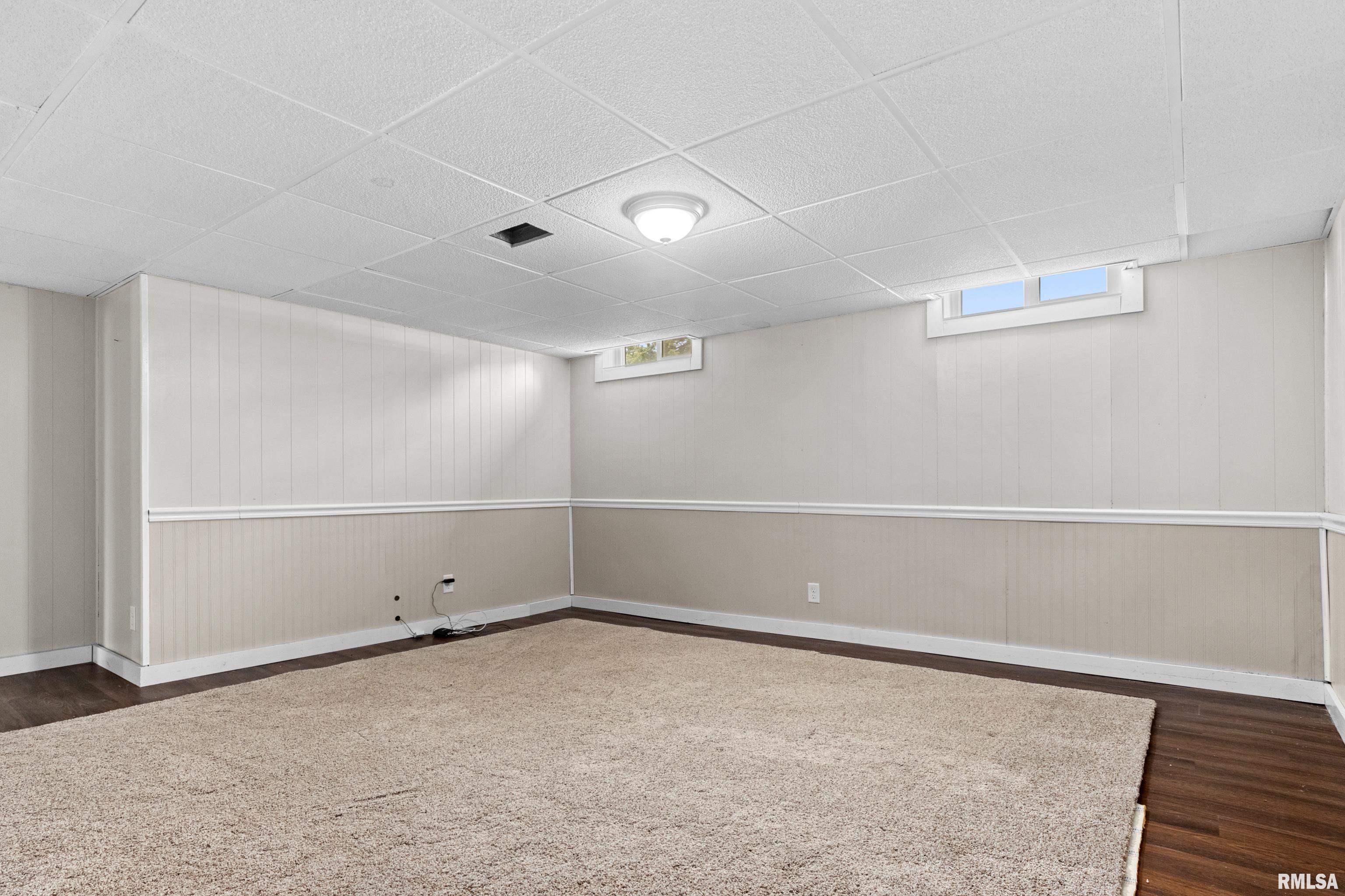 411 E Jefferson Street, Washington, Illinois image 32