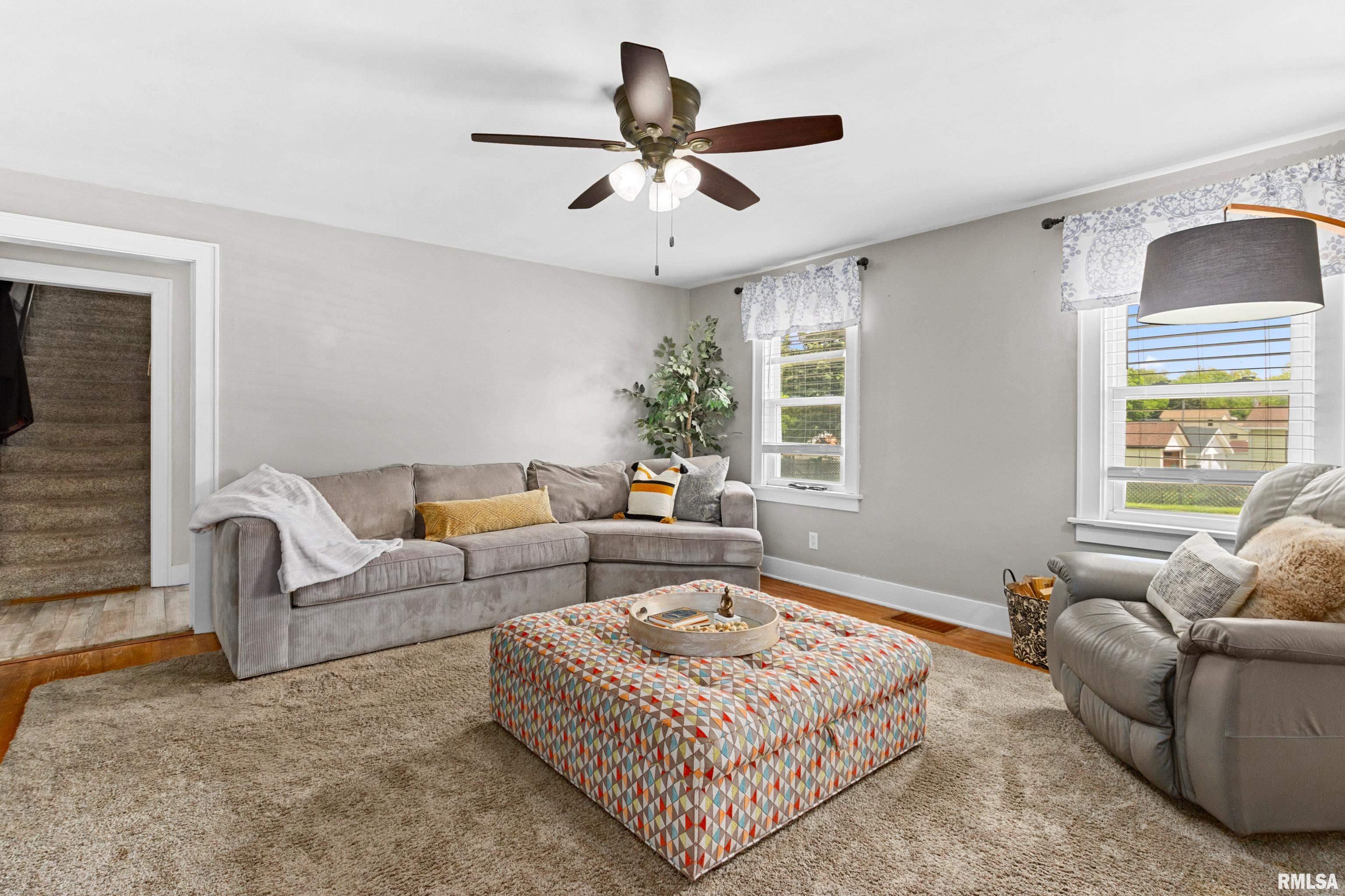 411 E Jefferson Street, Washington, Illinois image 9