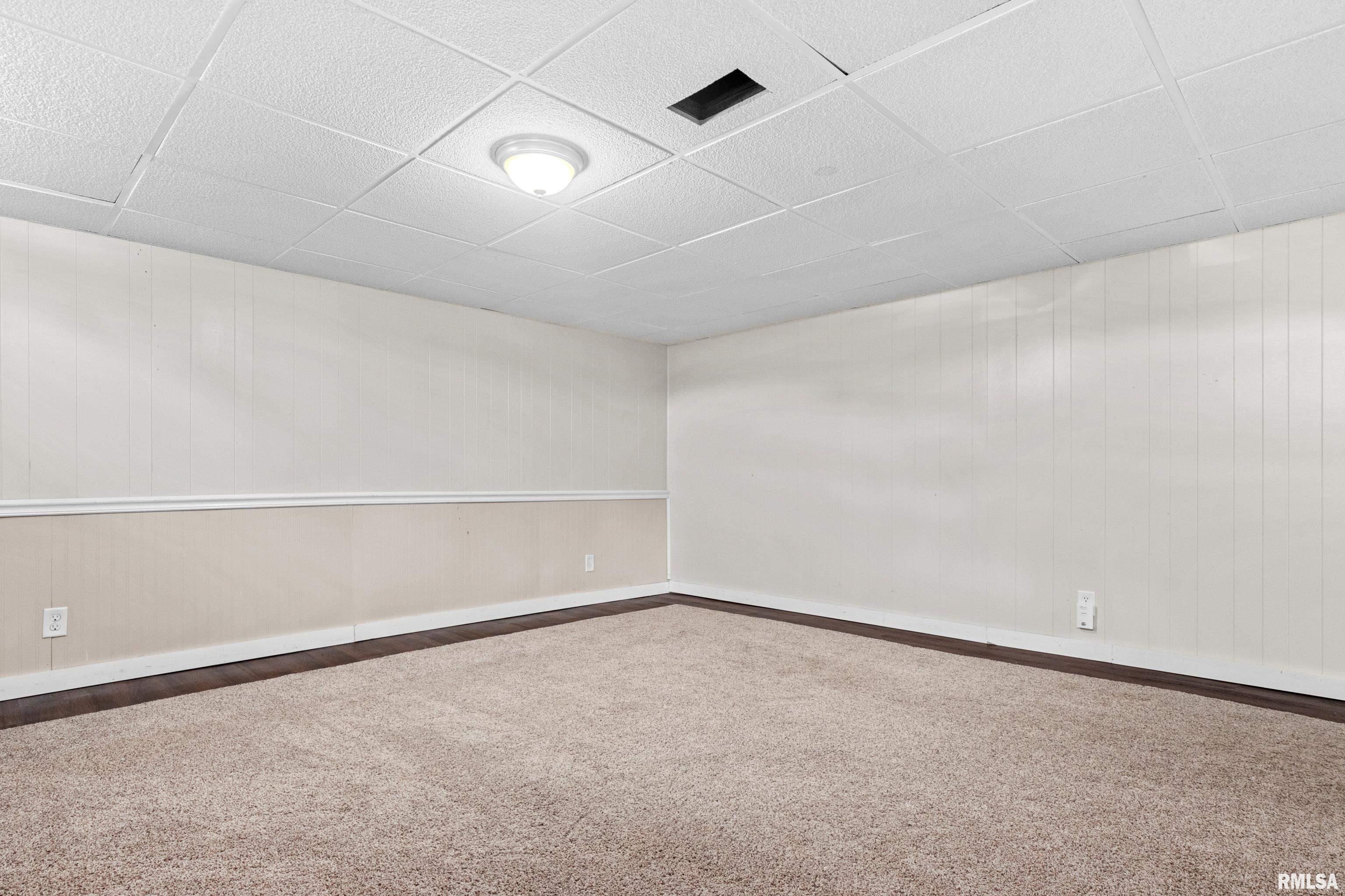 411 E Jefferson Street, Washington, Illinois image 31
