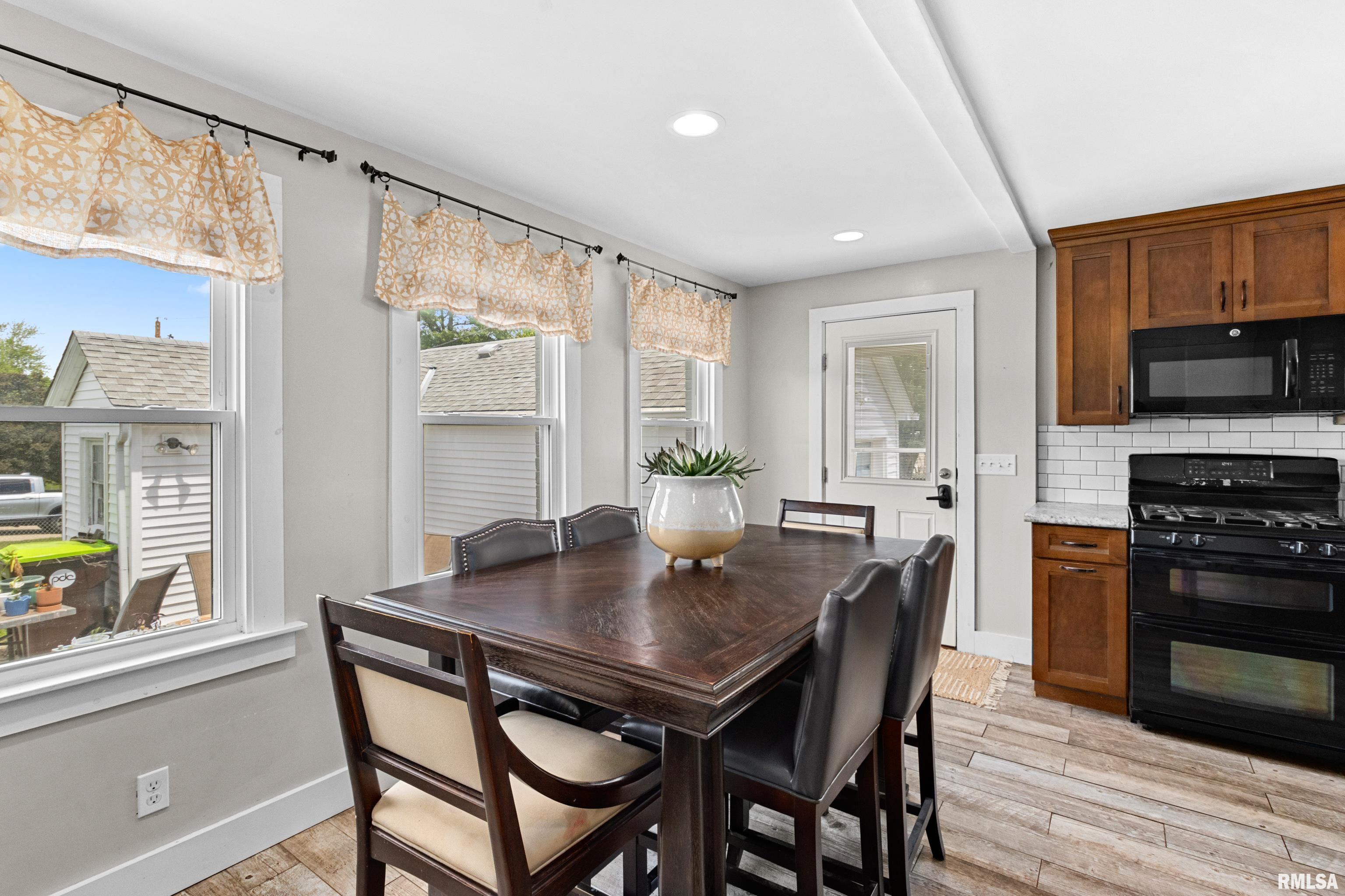 411 E Jefferson Street, Washington, Illinois image 19