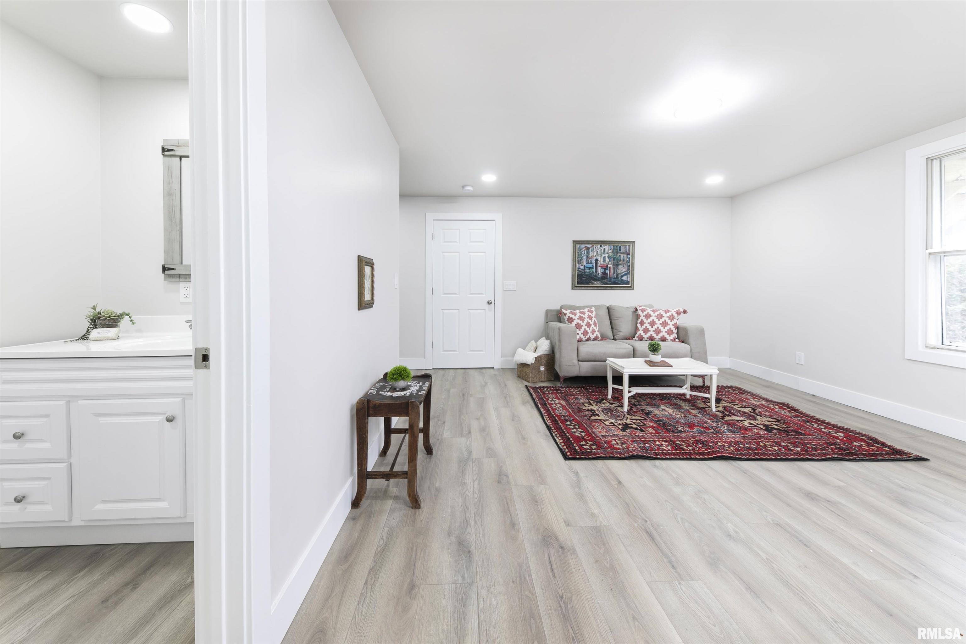 504 N 4th Street, Dunlap, Illinois image 7
