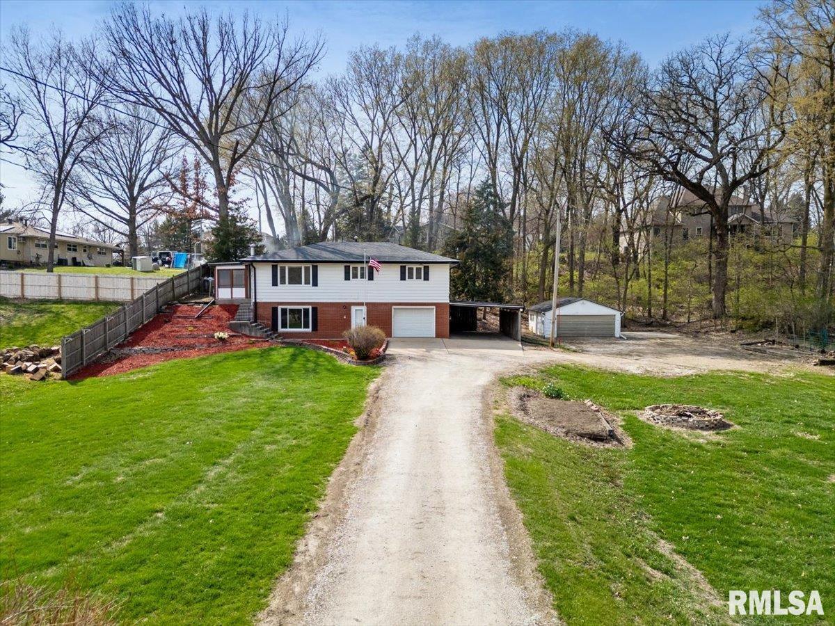 4690 Criswell Street, Bettendorf, Iowa image 6