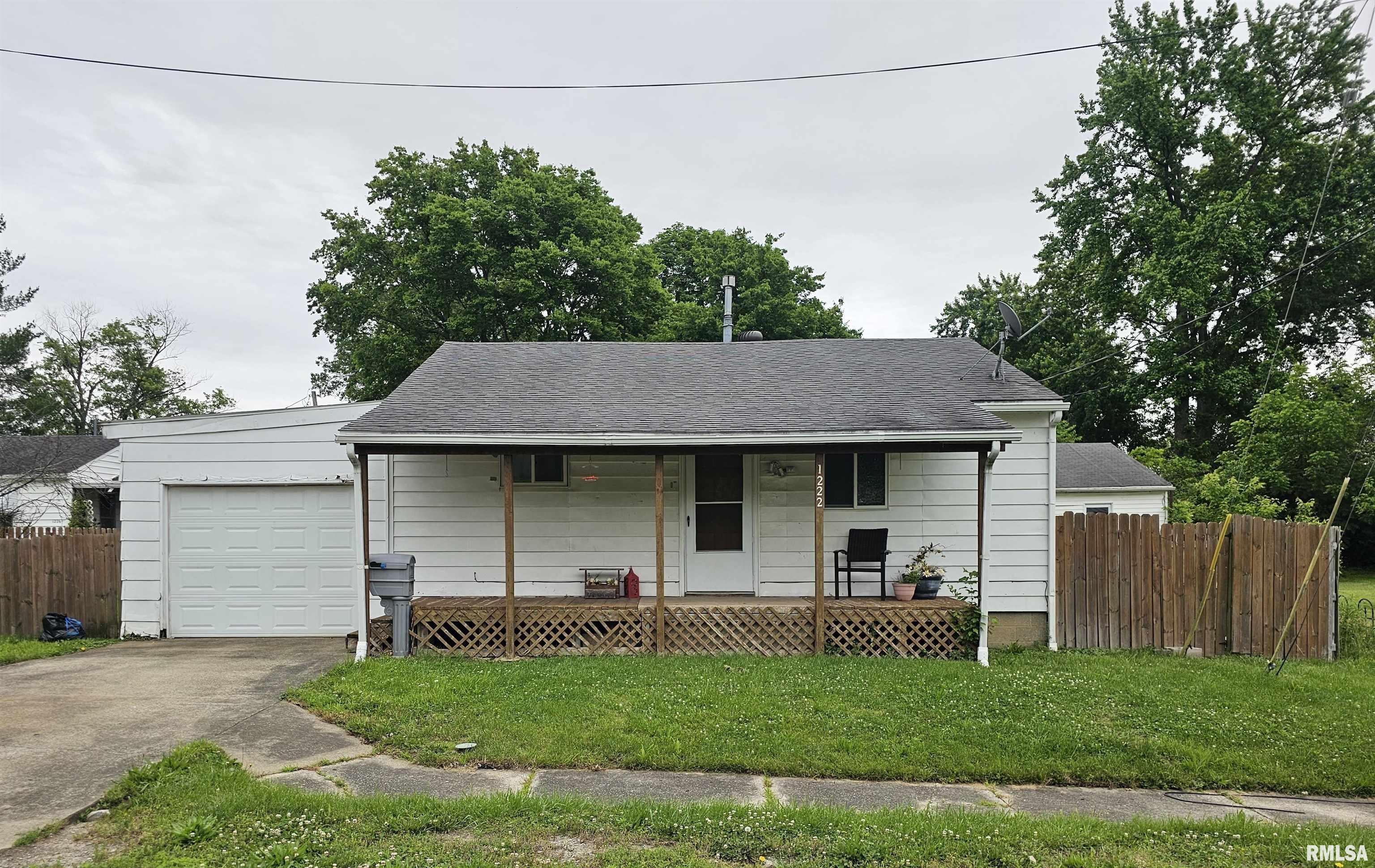 1222 Midway Court, Marion, Illinois image 1