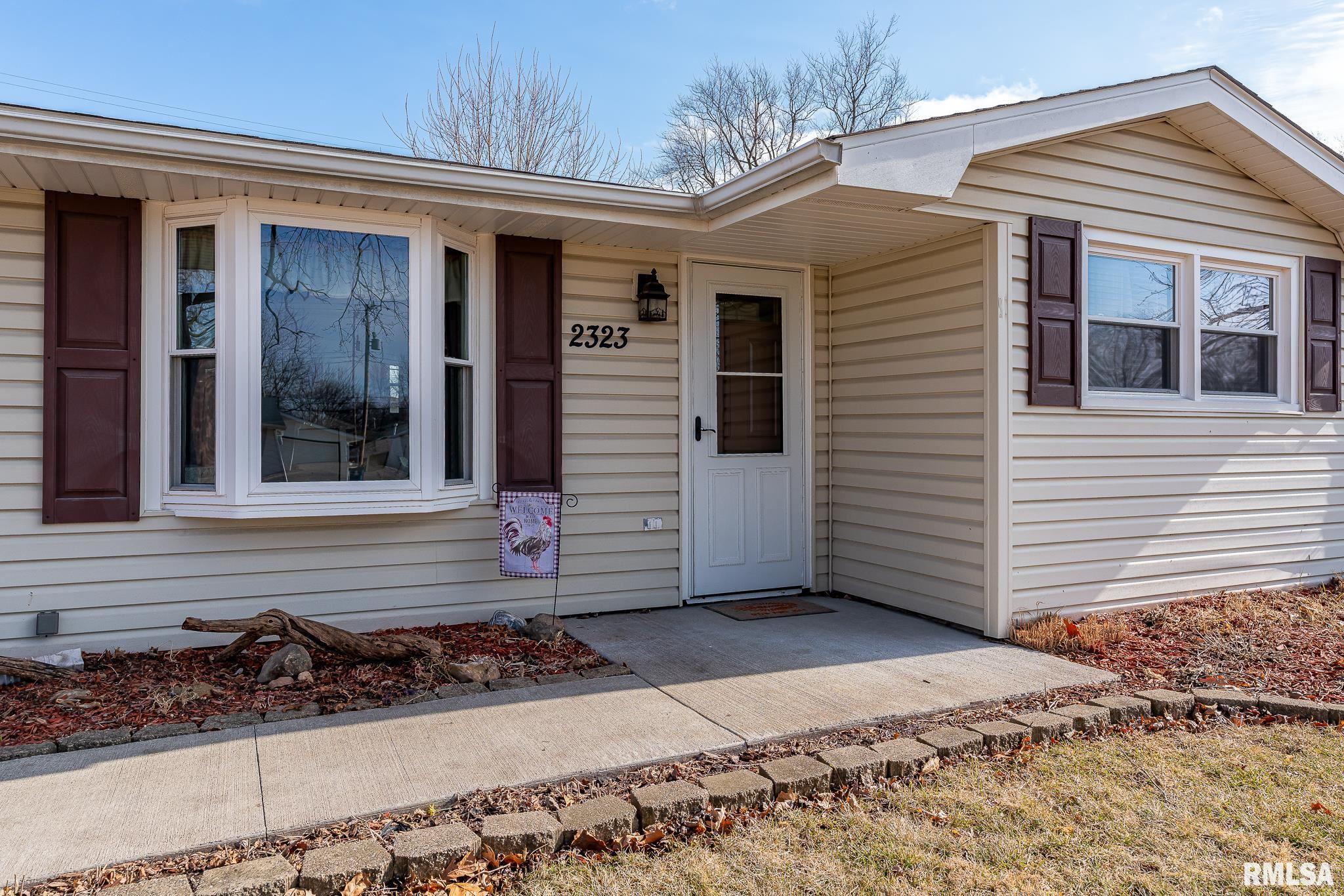 2323 9th Street, Silvis, Illinois image 1