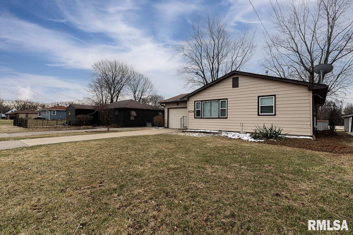 4134 28th Avenue, Moline, Illinois image 2