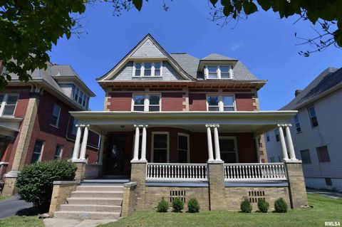 Photo of 919 W MOSS Avenue, Peoria, IL 61606 (MLS # PA1265421)