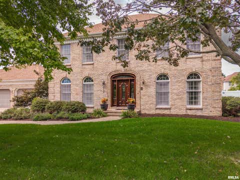 Homes For Sale - 3206 Leafy Lane<br/> Bloomington, IL 61704