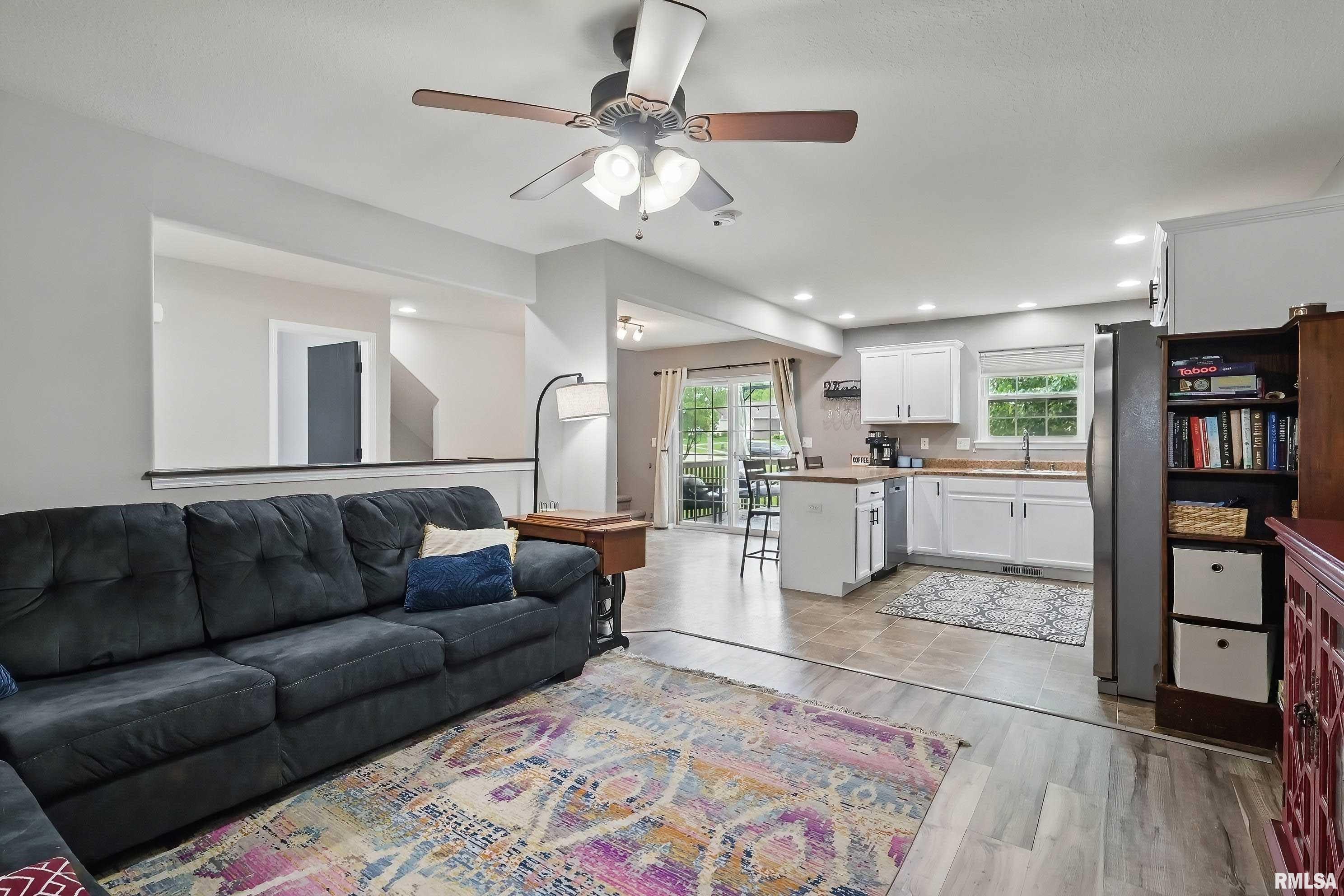 1570 Savannah Circle #D2, Davenport, Iowa image 4