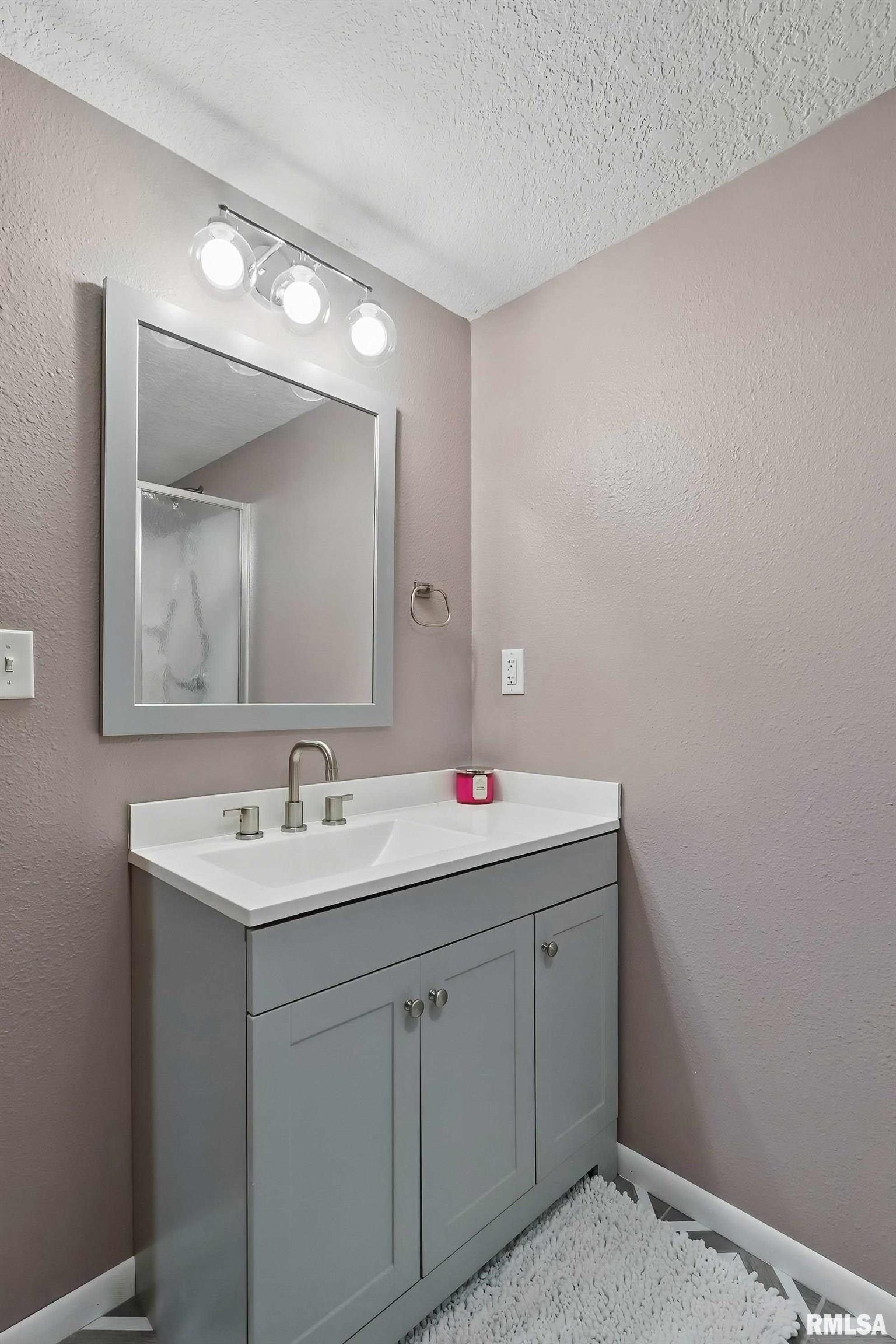 1570 Savannah Circle #D2, Davenport, Iowa image 29