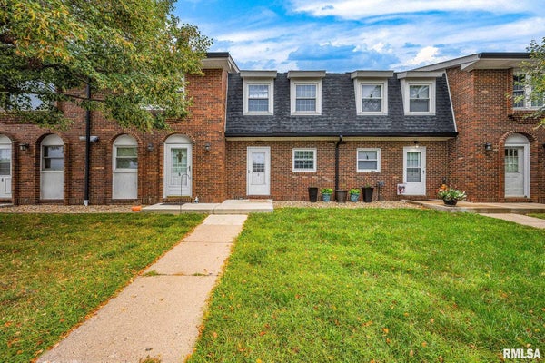 1900 S 2ND AVE APT 6, MORTON, IL 61550 - Image 61e308b009d876ce70bb44c62fd0d3cf/2297375038