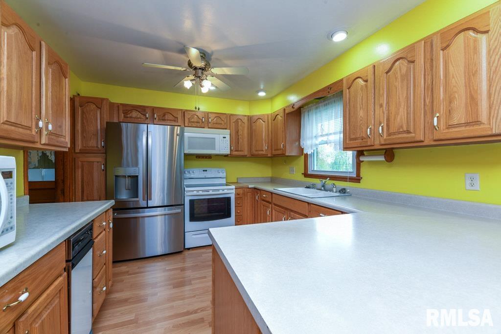 118 Pieper Circle, Delavan, Illinois image 16