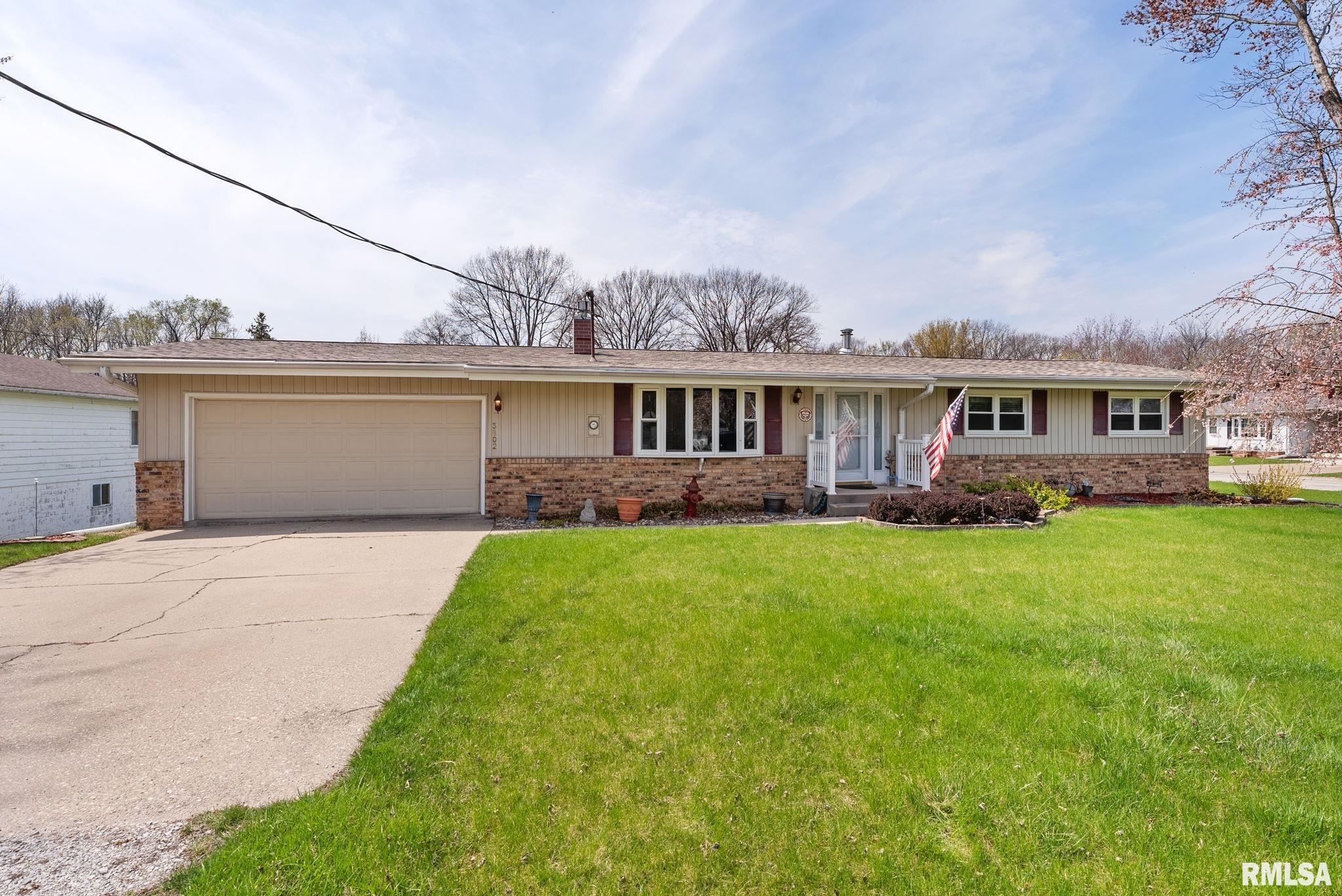 3802 Friendship Farm Road, East Moline, Illinois image 1