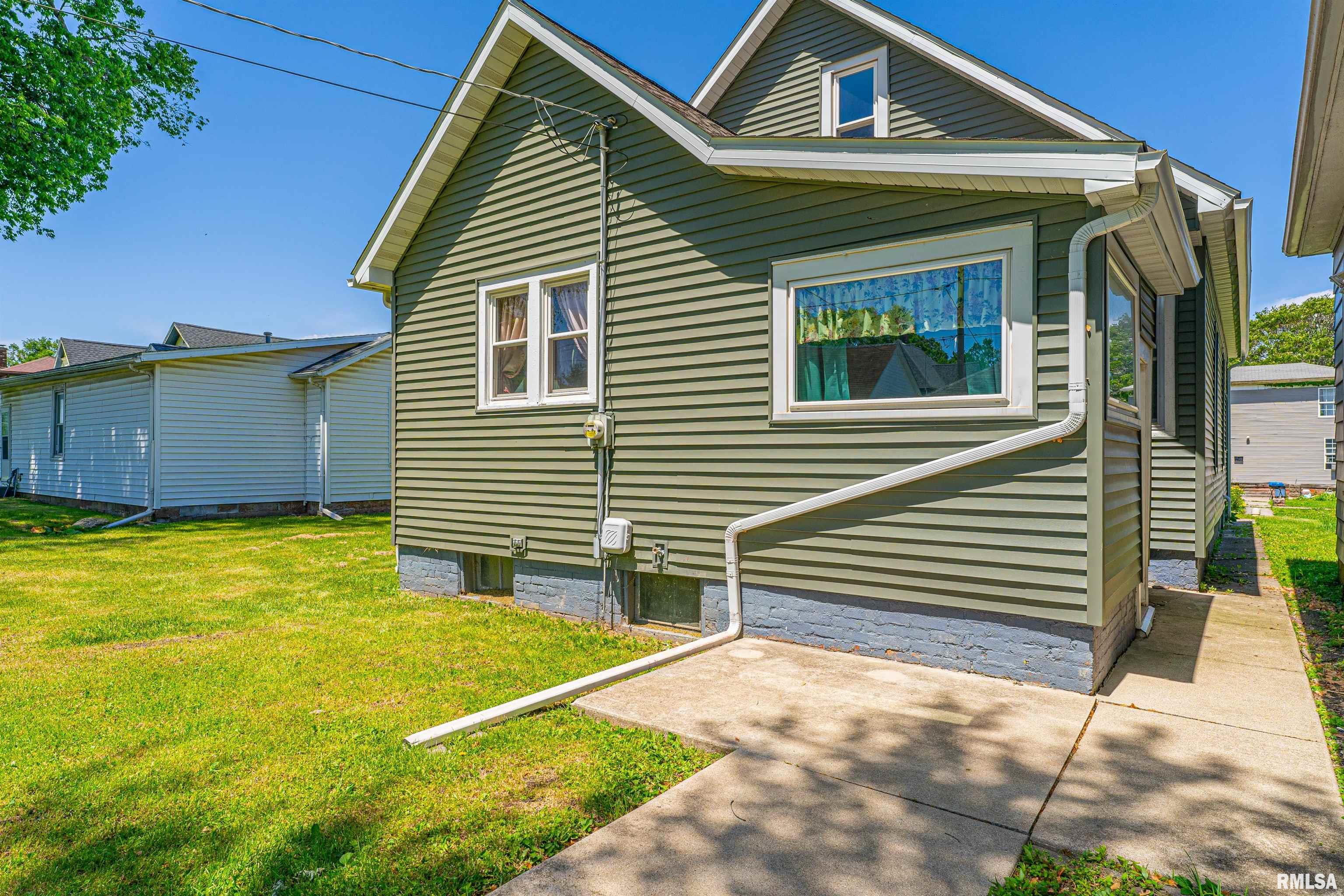 109 6th Street, Lincoln, Illinois image 25