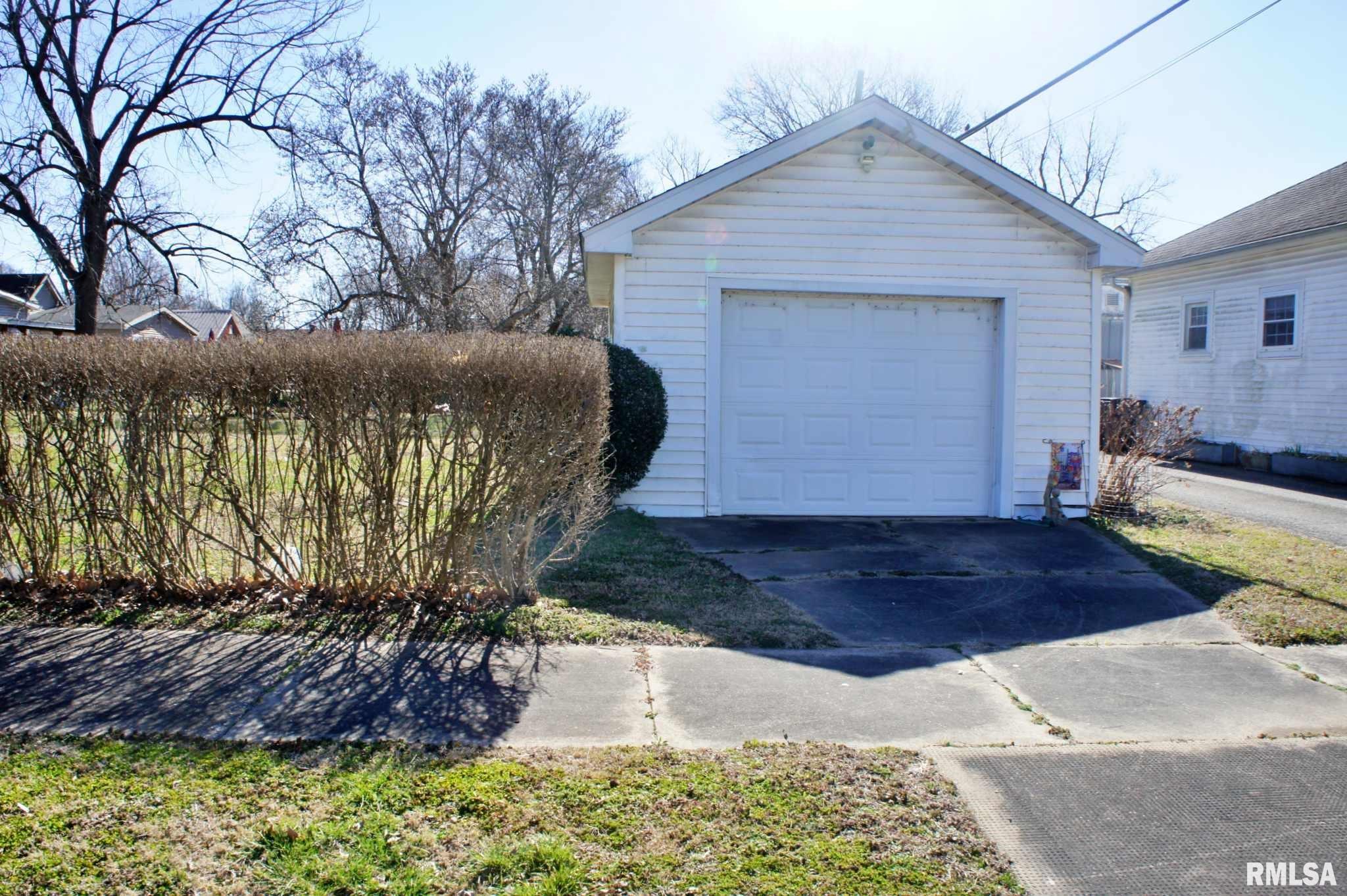 500 E 7th Street, Metropolis, Illinois image 10