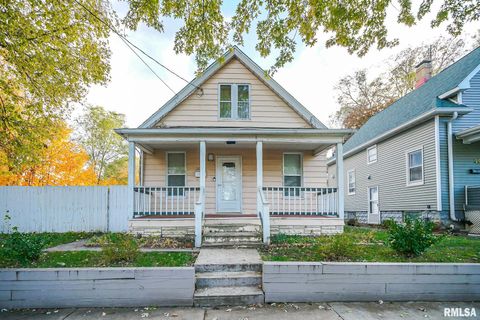 Homes For Sale - 2000 W Antoinette Street<br/> Peoria, IL 61605