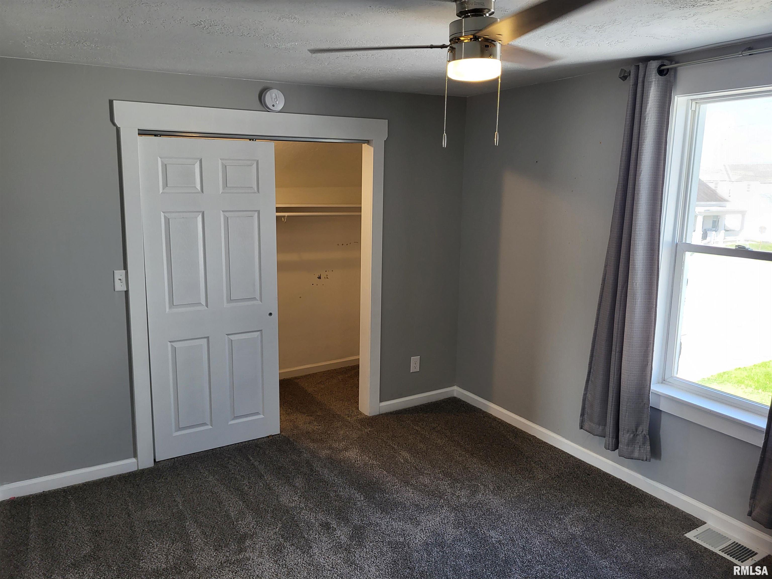 718 Adams Street, Quincy, Illinois image 16