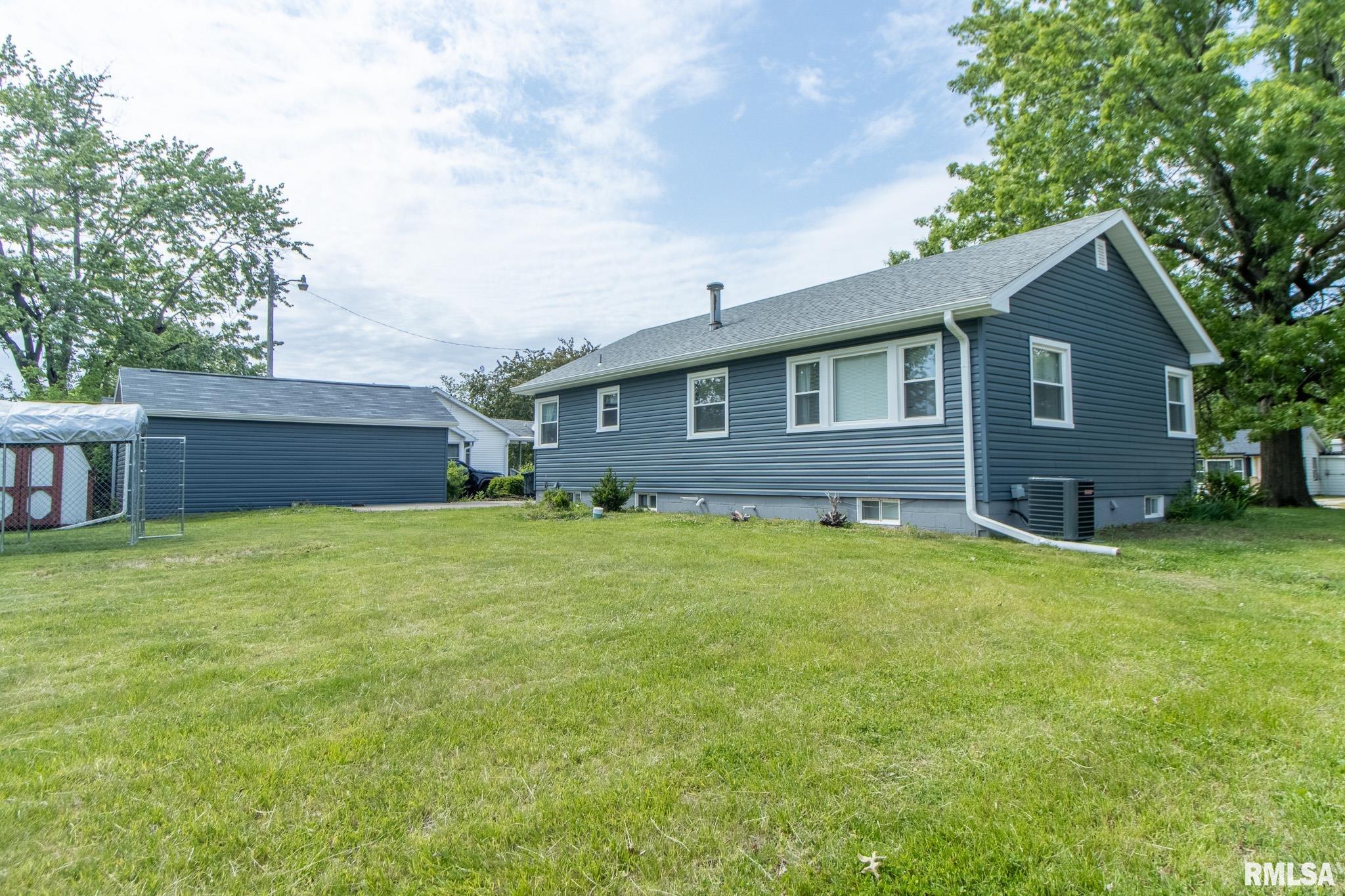 1520 W Losey Street, Galesburg, Illinois image 3