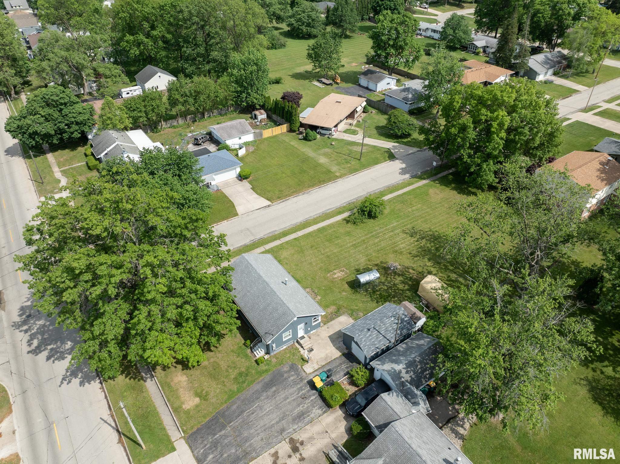 1520 W Losey Street, Galesburg, Illinois image 2
