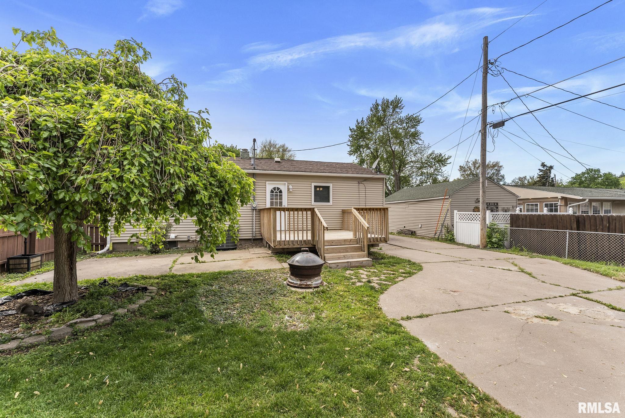 1217 S Zenith Avenue, Davenport, Iowa image 24