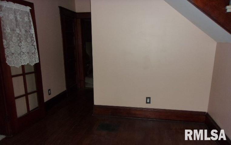 212 Main Street, Franklin, Illinois image 7