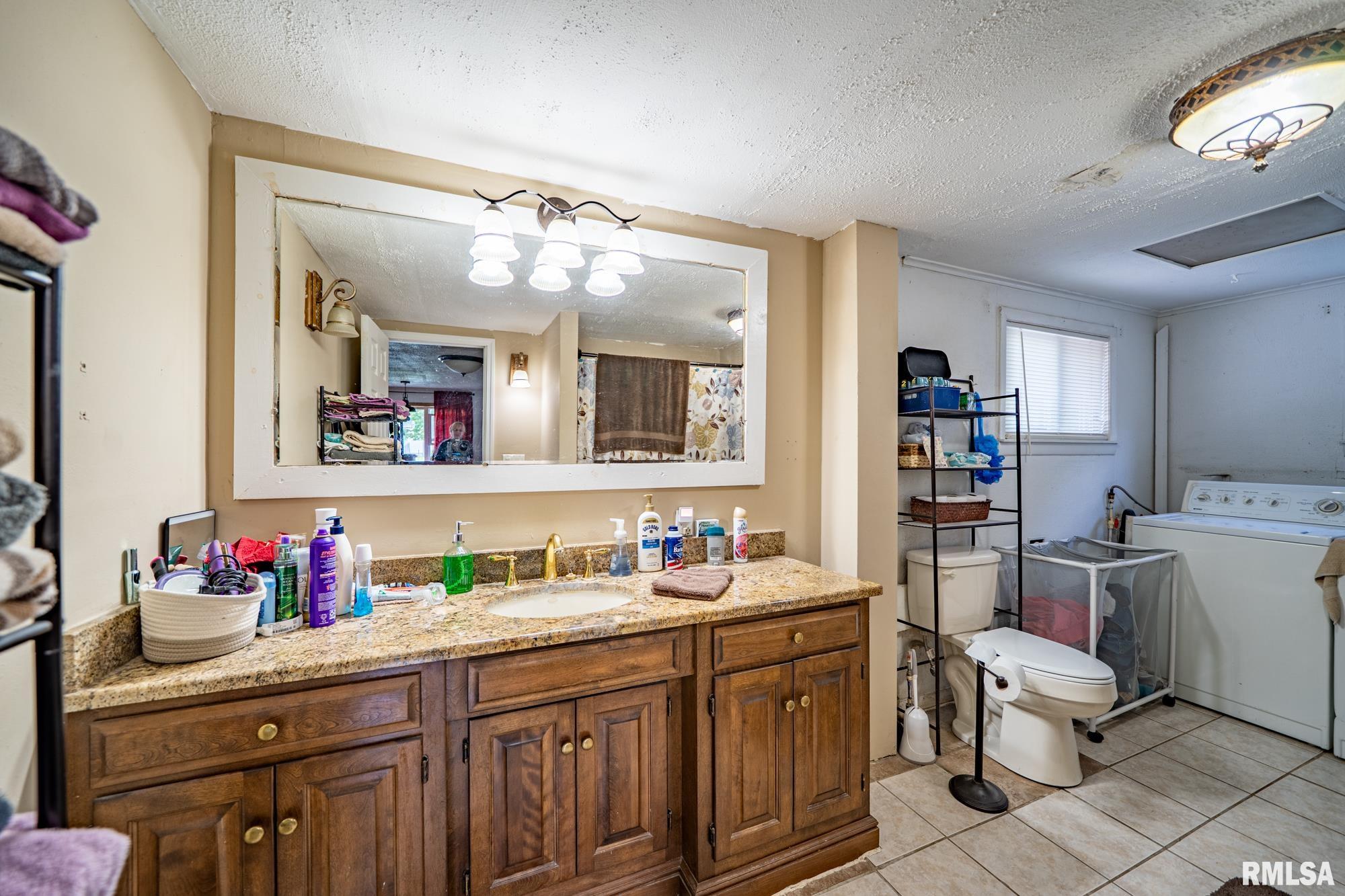1425 N Vaughn Avenue, West Peoria, Illinois image 13