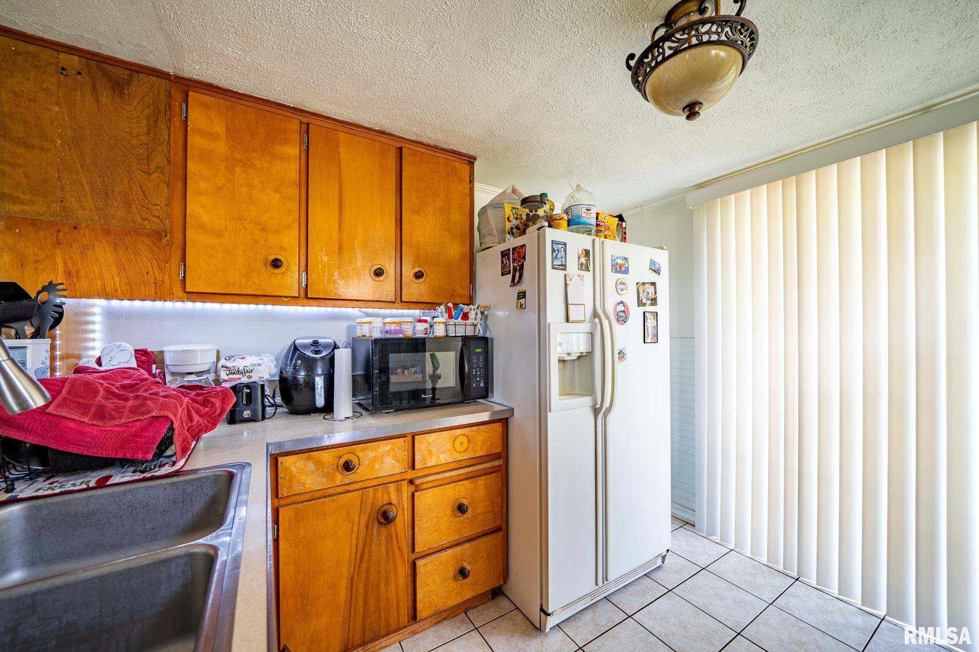 1425 N Vaughn Avenue, West Peoria, Illinois image 8