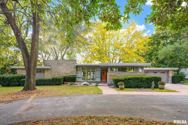 5925 N SHERIDAN RD, PEORIA, IL 61614 - Image 631ce7f370f18896a5bb5a9405ded644/4003075813
