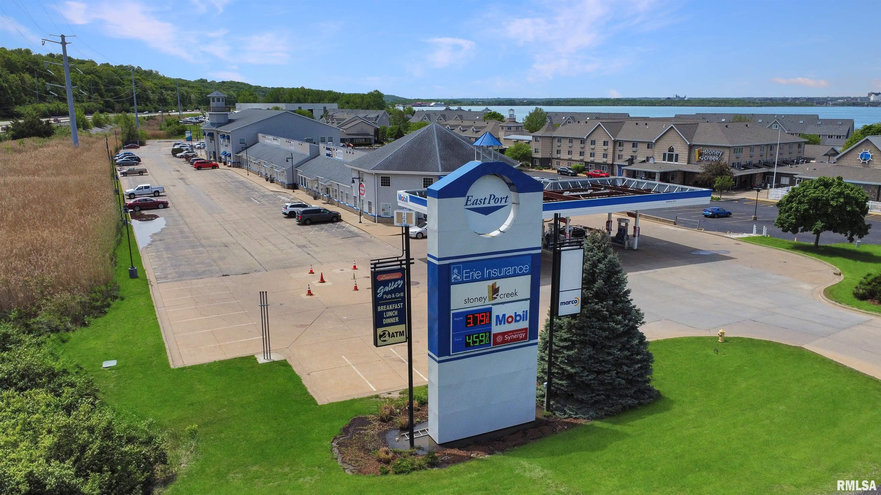 Photo 1 of 13 — 2400-2519 N MAIN Street 2517, East Peoria, IL 61611