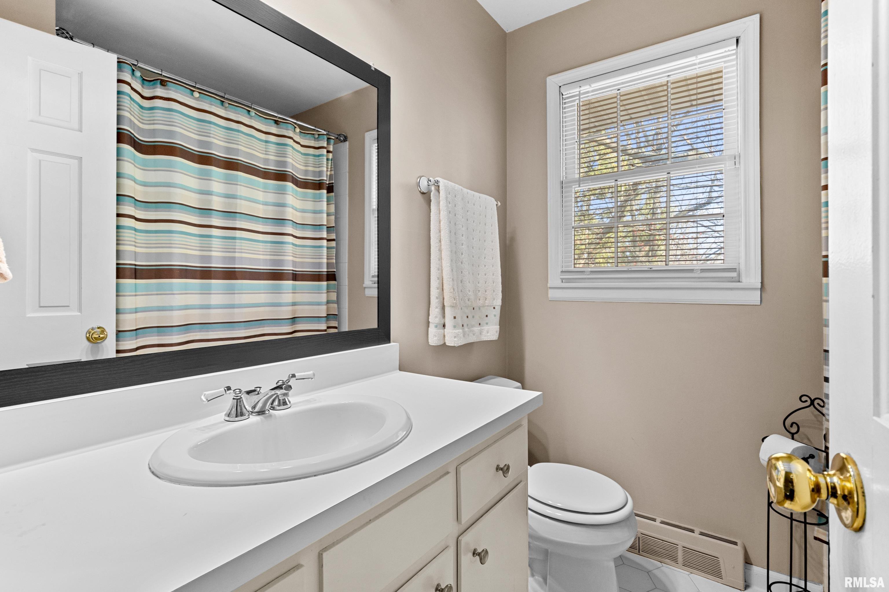 5916 N Isabell Avenue, Peoria, Illinois image 32