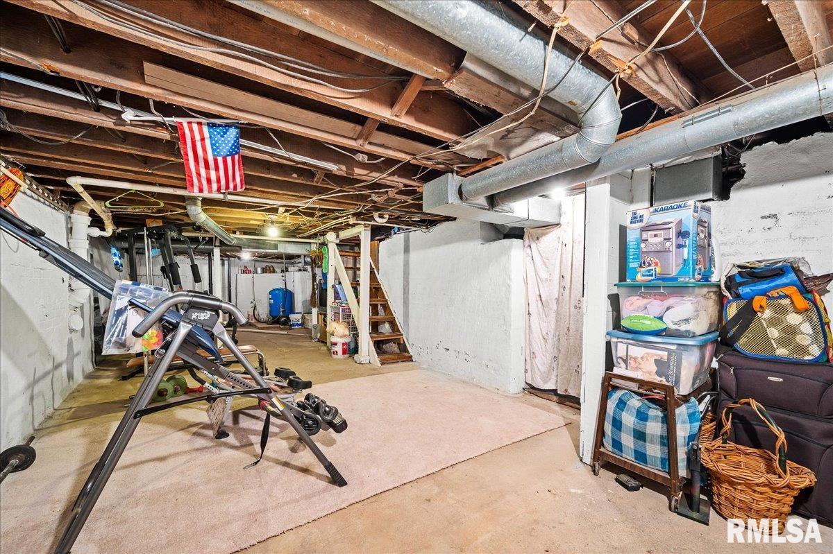 1703 Bloomington Road, East Peoria, Illinois image 25