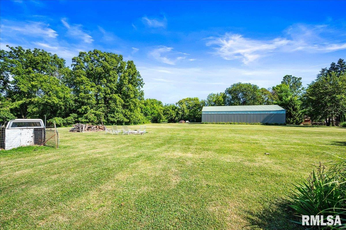 1703 Bloomington Road, East Peoria, Illinois image 28