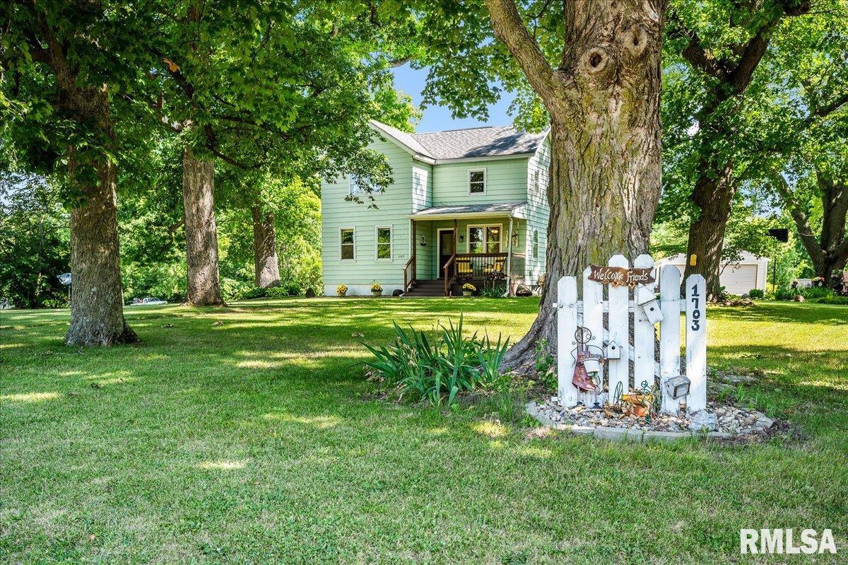 1703 Bloomington Road, East Peoria, Illinois image 1
