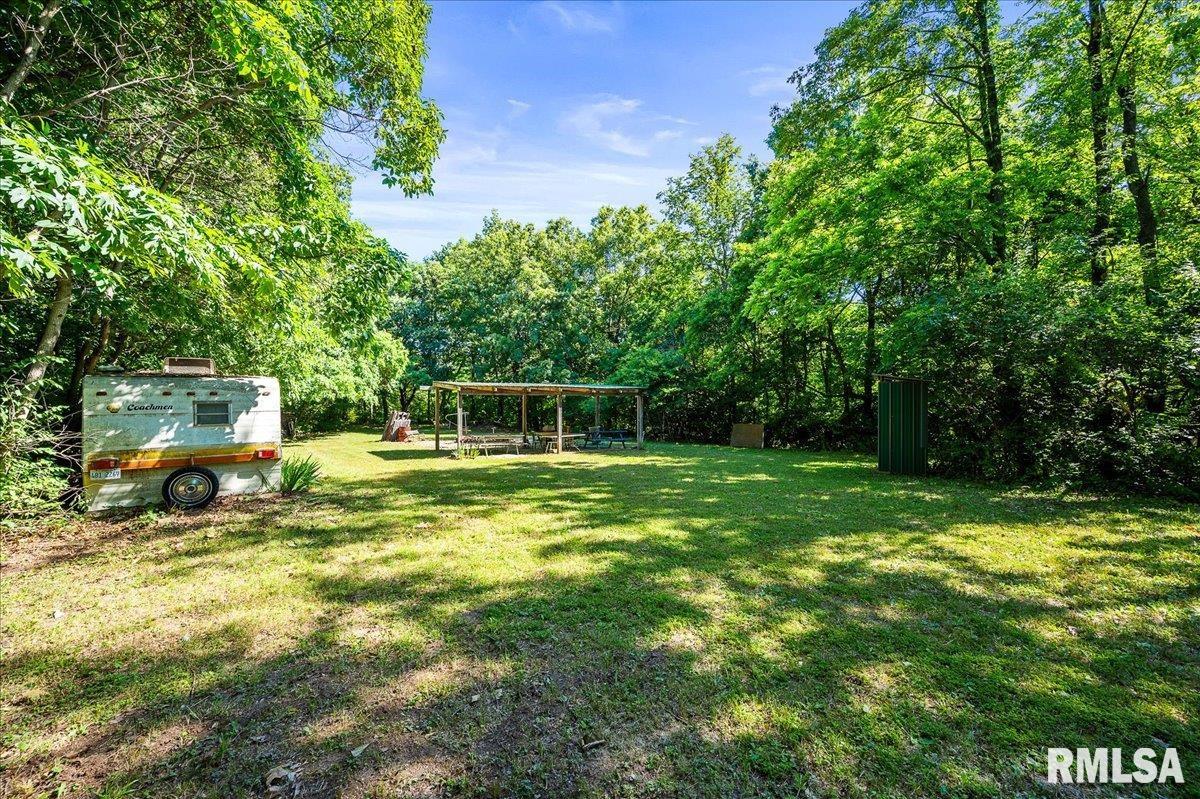 1703 Bloomington Road, East Peoria, Illinois image 34
