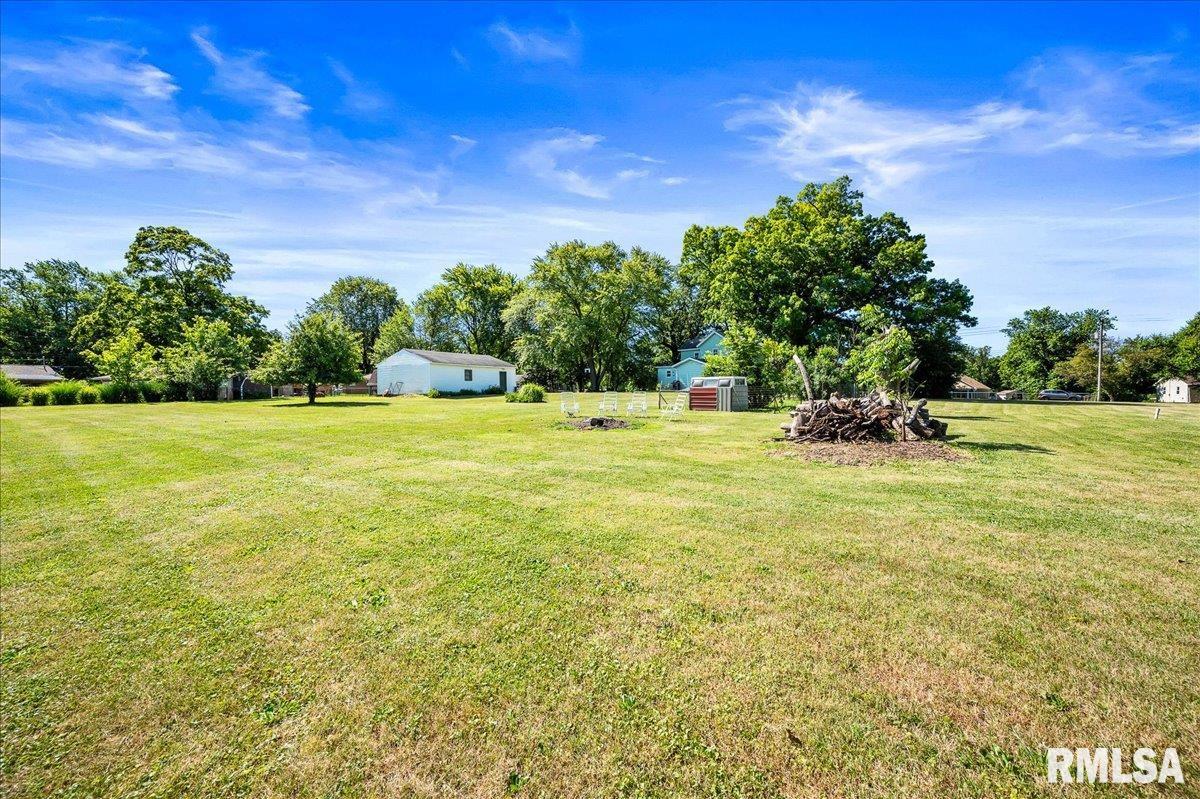 1703 Bloomington Road, East Peoria, Illinois image 29