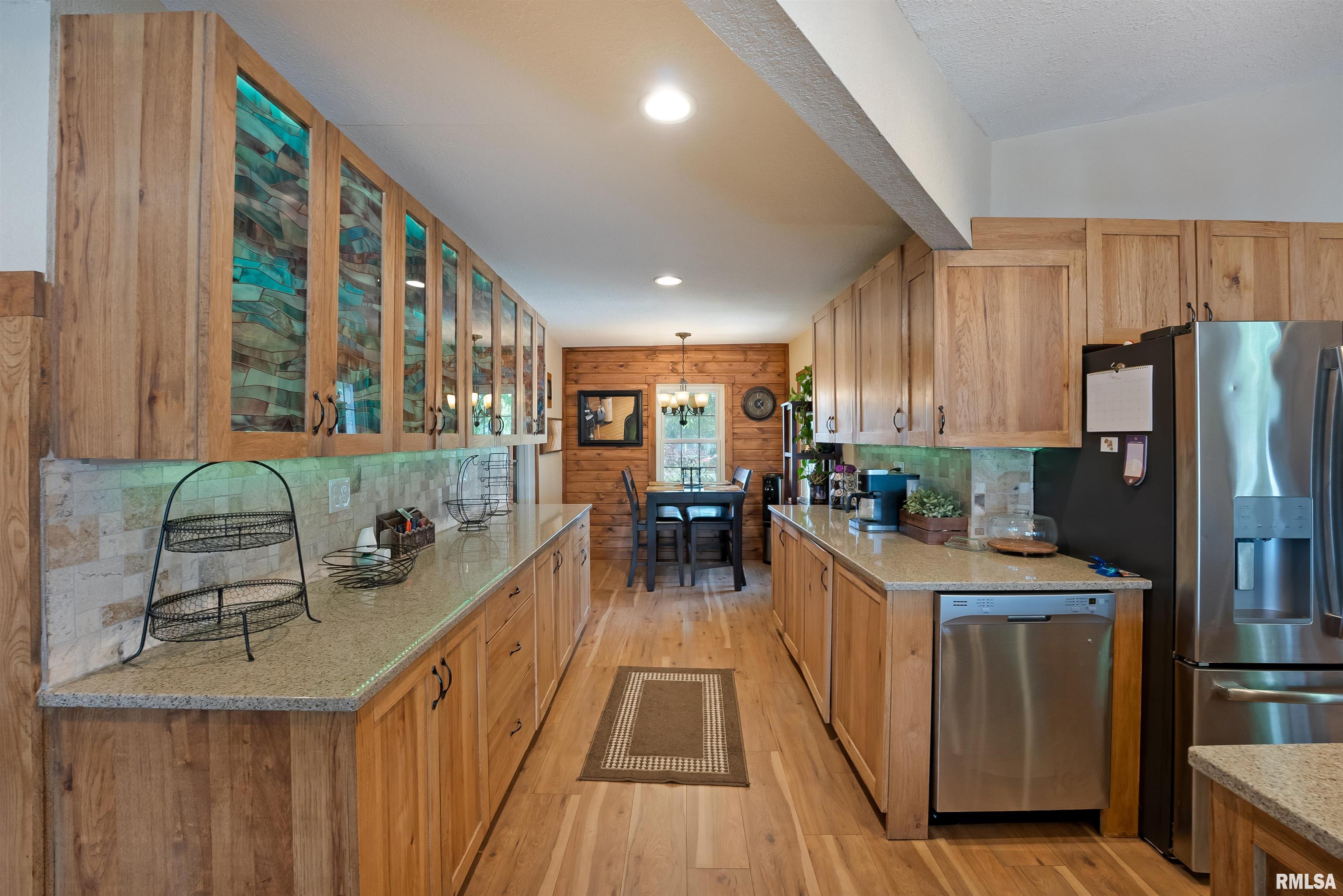 905 1st Street, Camanche, Iowa image 22