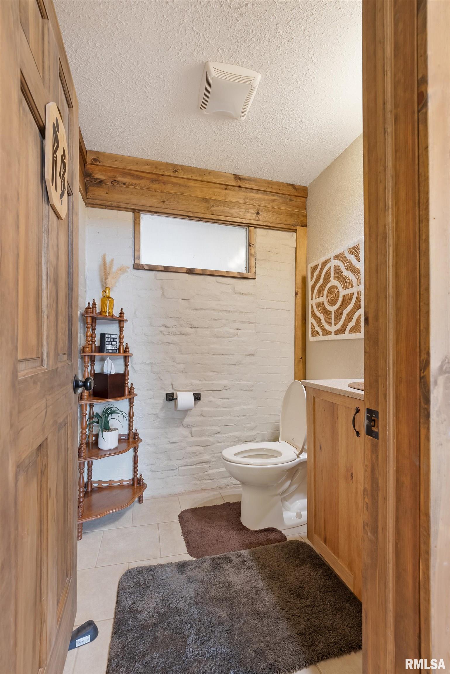 905 1st Street, Camanche, Iowa image 28