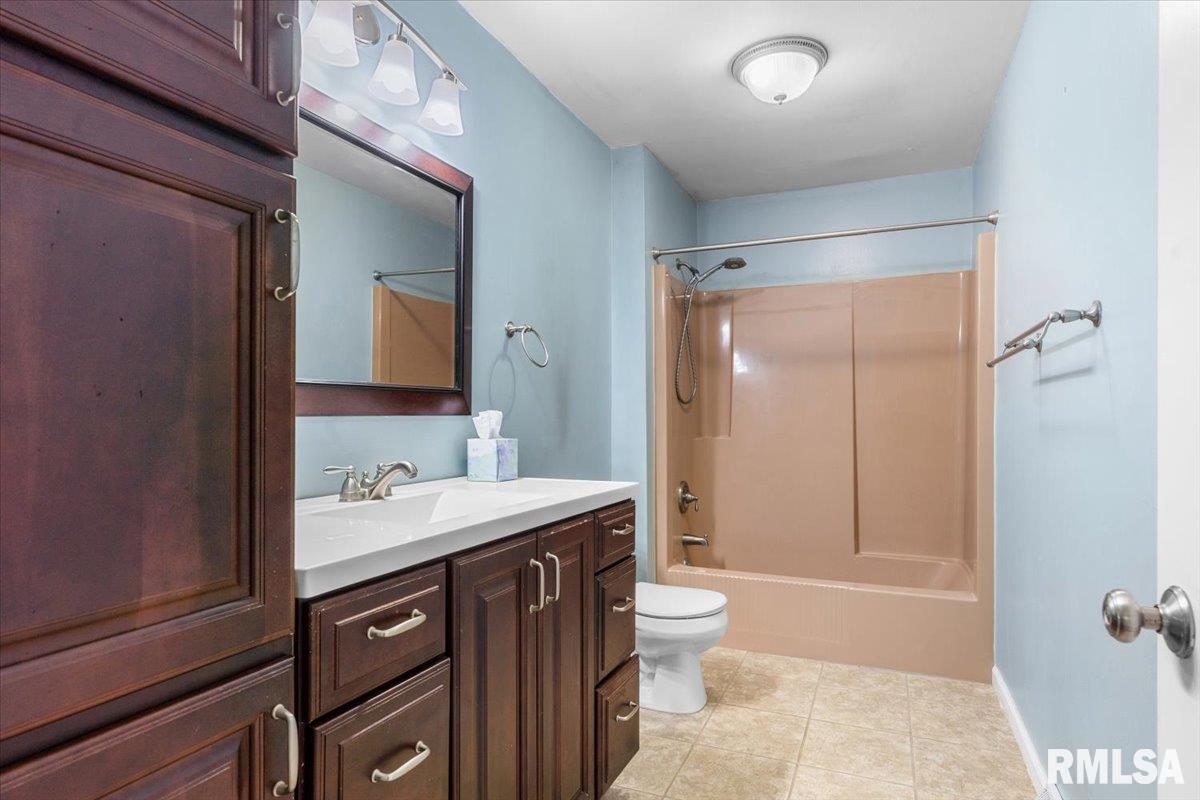 69 Axline Road, Chatham, Illinois image 22
