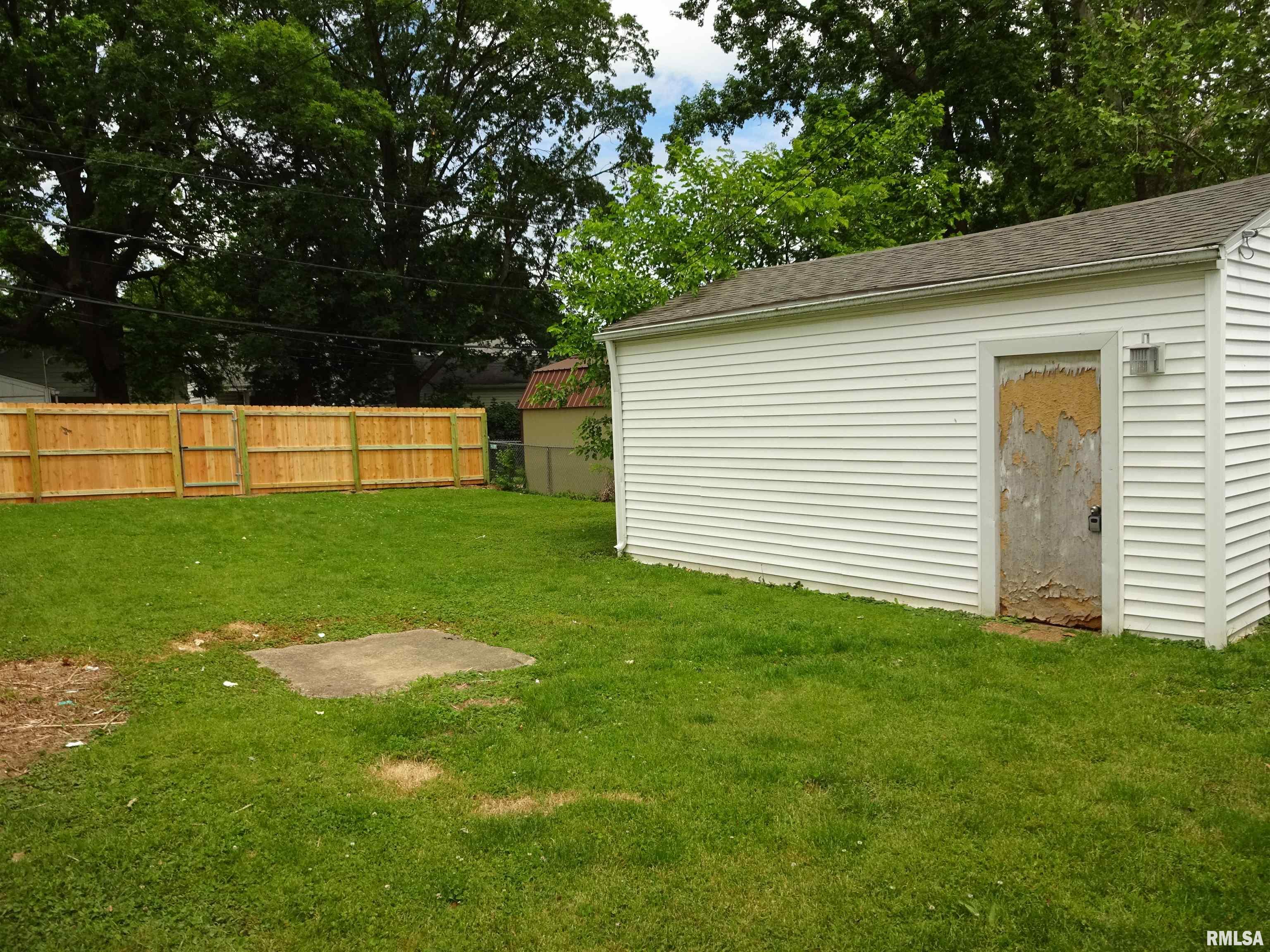 1653 W Adams Street, Springfield, Illinois image 15