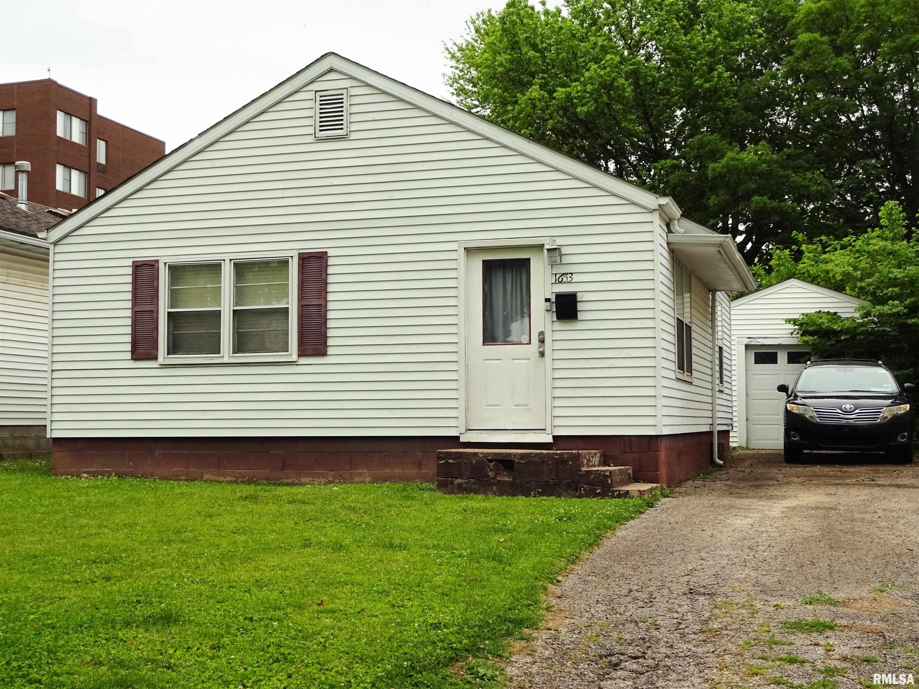 1653 W Adams Street, Springfield, Illinois image 13