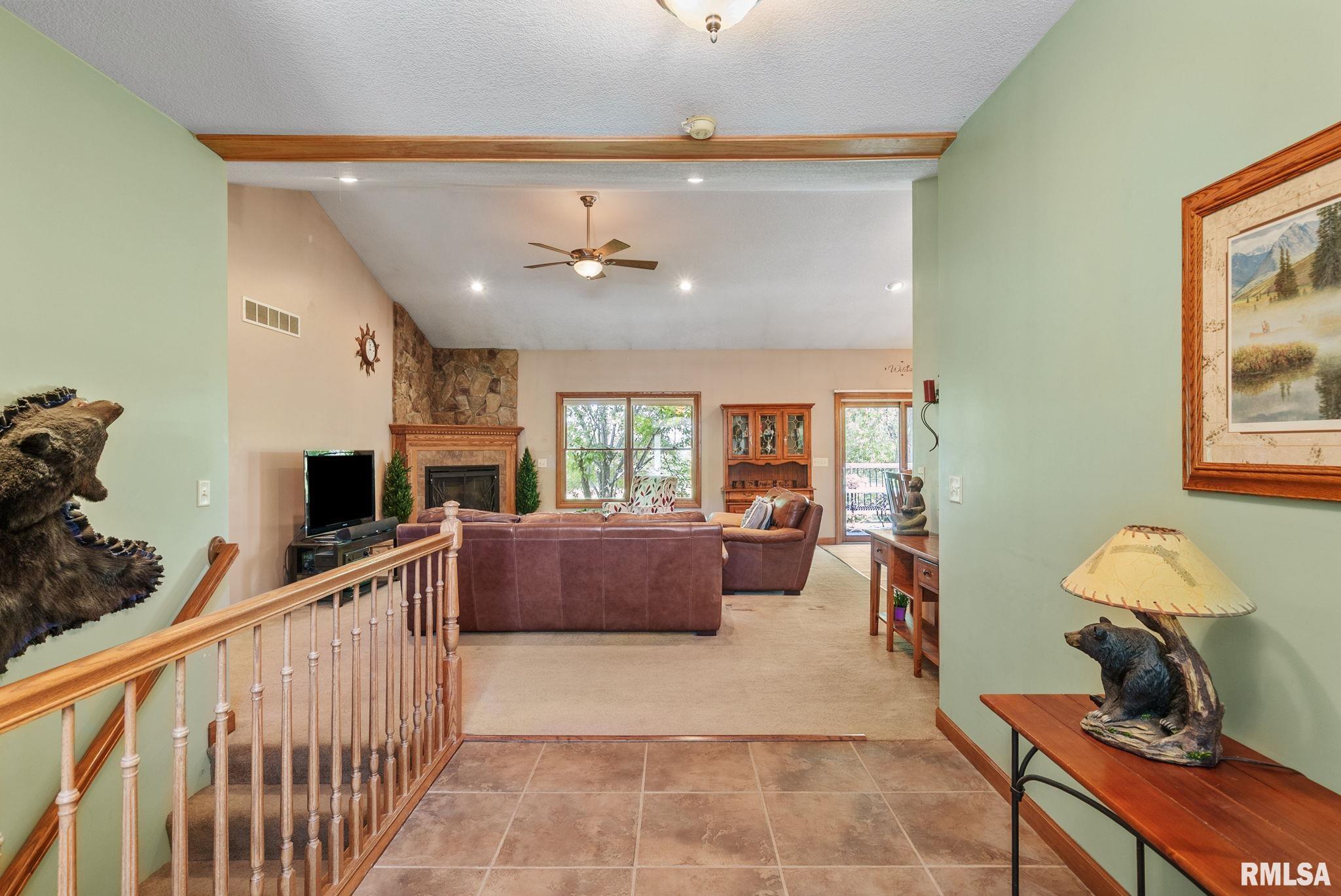 115 Woodland Drive, Andalusia, Illinois image 2