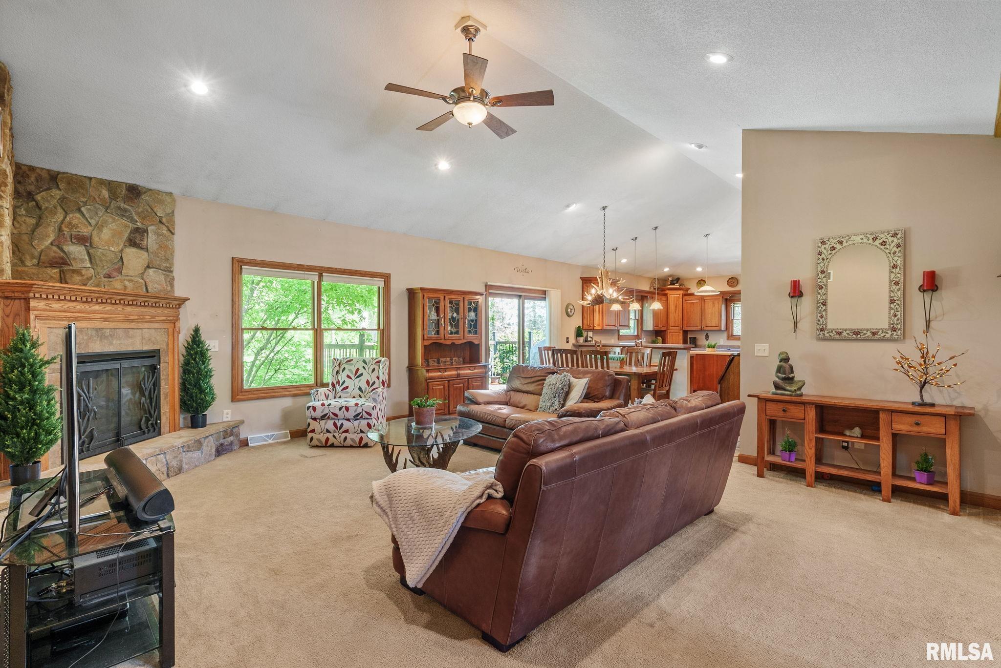 115 Woodland Drive, Andalusia, Illinois image 3